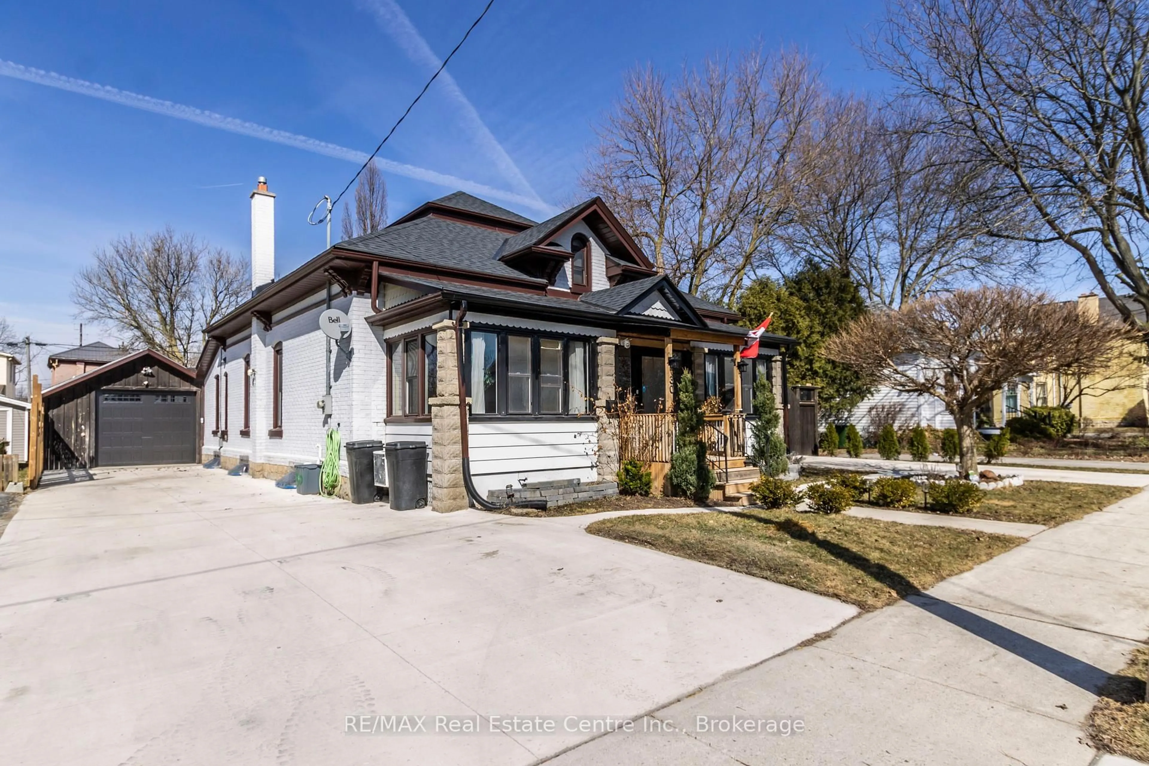 Home with brick exterior material, street for 30 Erie St, St. Thomas Ontario N5R 2M5