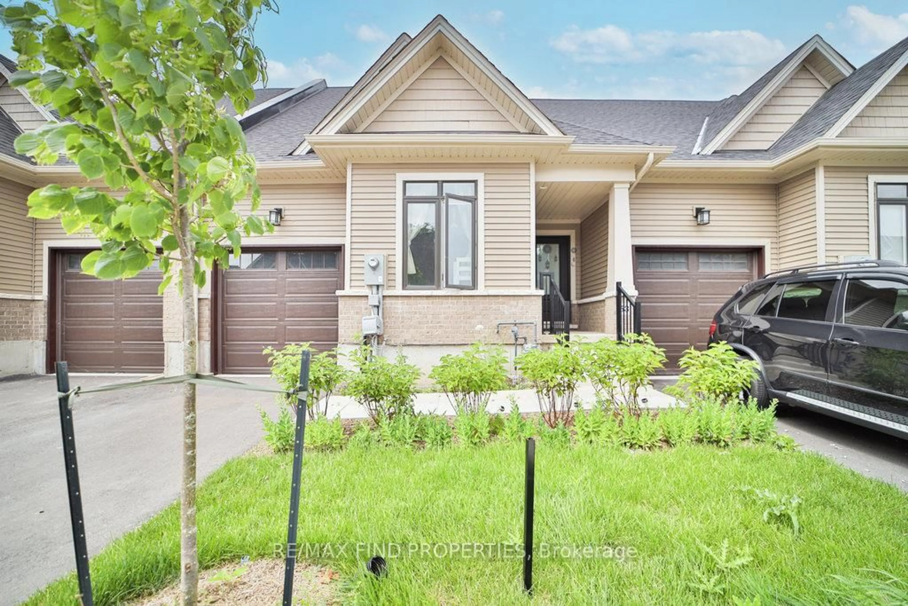 Home with brick exterior material, street for 4311 Mann St #53, Niagara Falls Ontario L2G 3K2