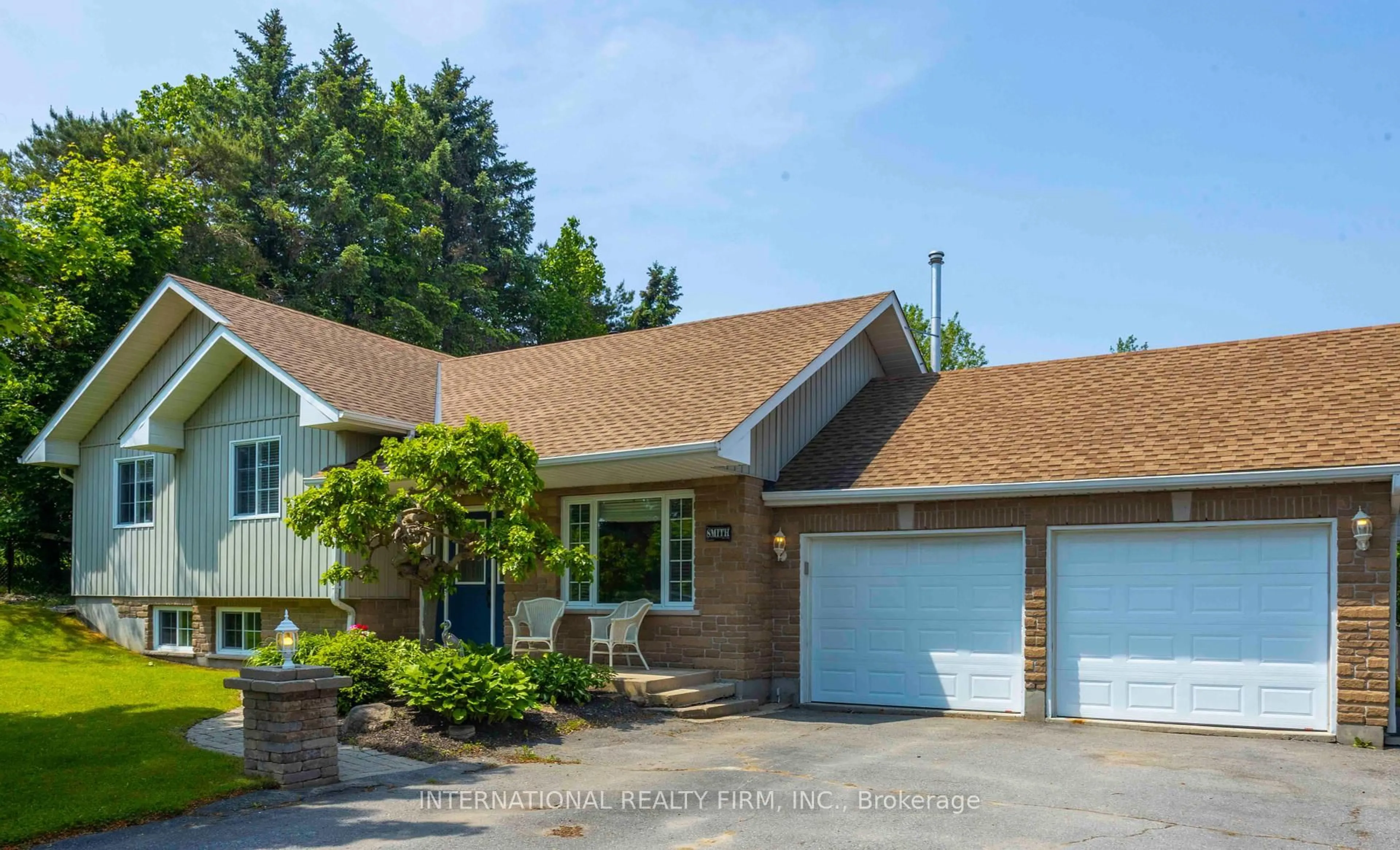 Home with vinyl exterior material, street for 52 Shelley Dr, Kawartha Lakes Ontario K0M 2C0