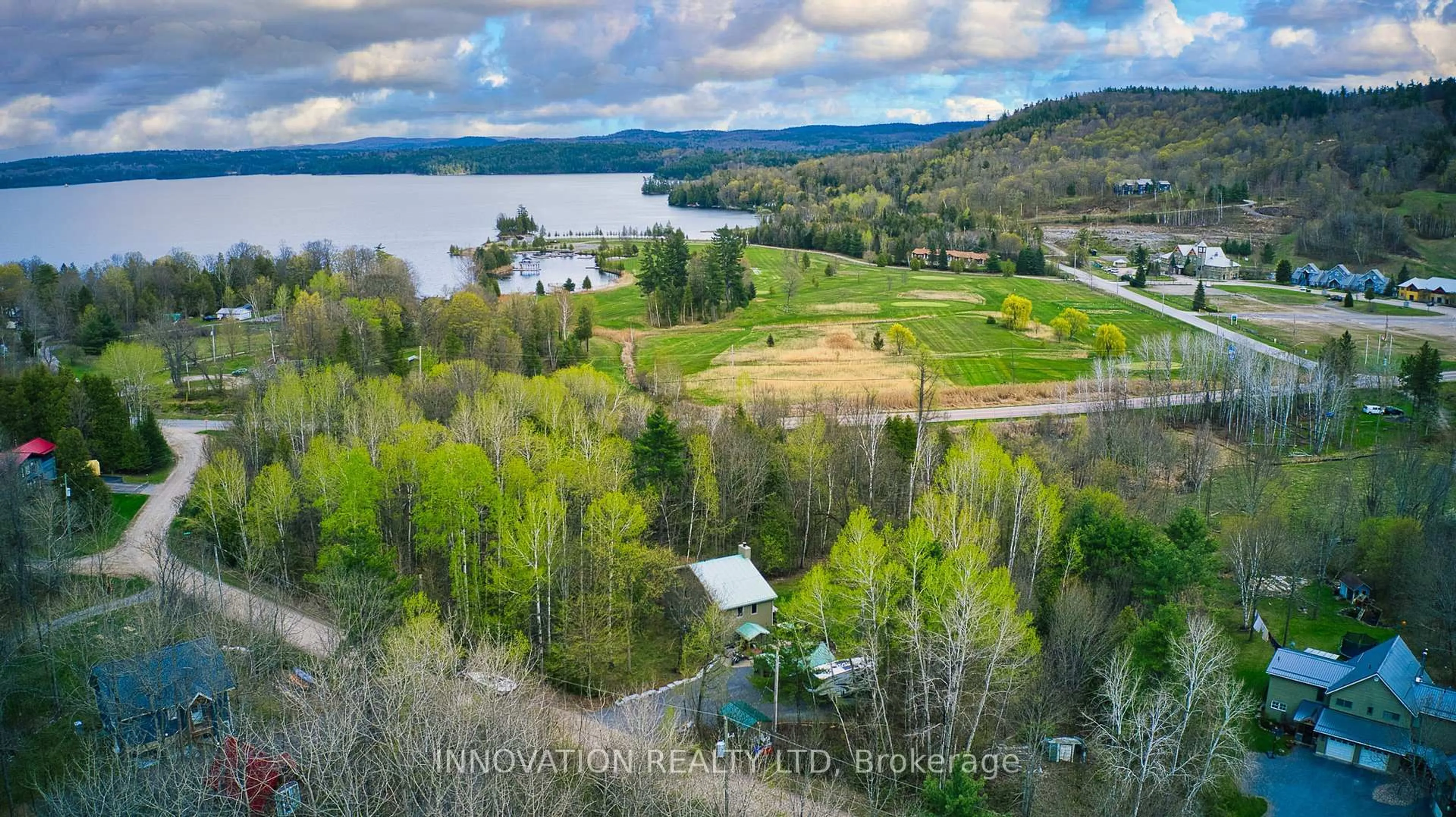 A pic from outside/outdoor area/front of a property/back of a property/a pic from drone, water/lake/river/ocean view for 160 Viewmount Dr, Calabogie Ontario K0J 1H0