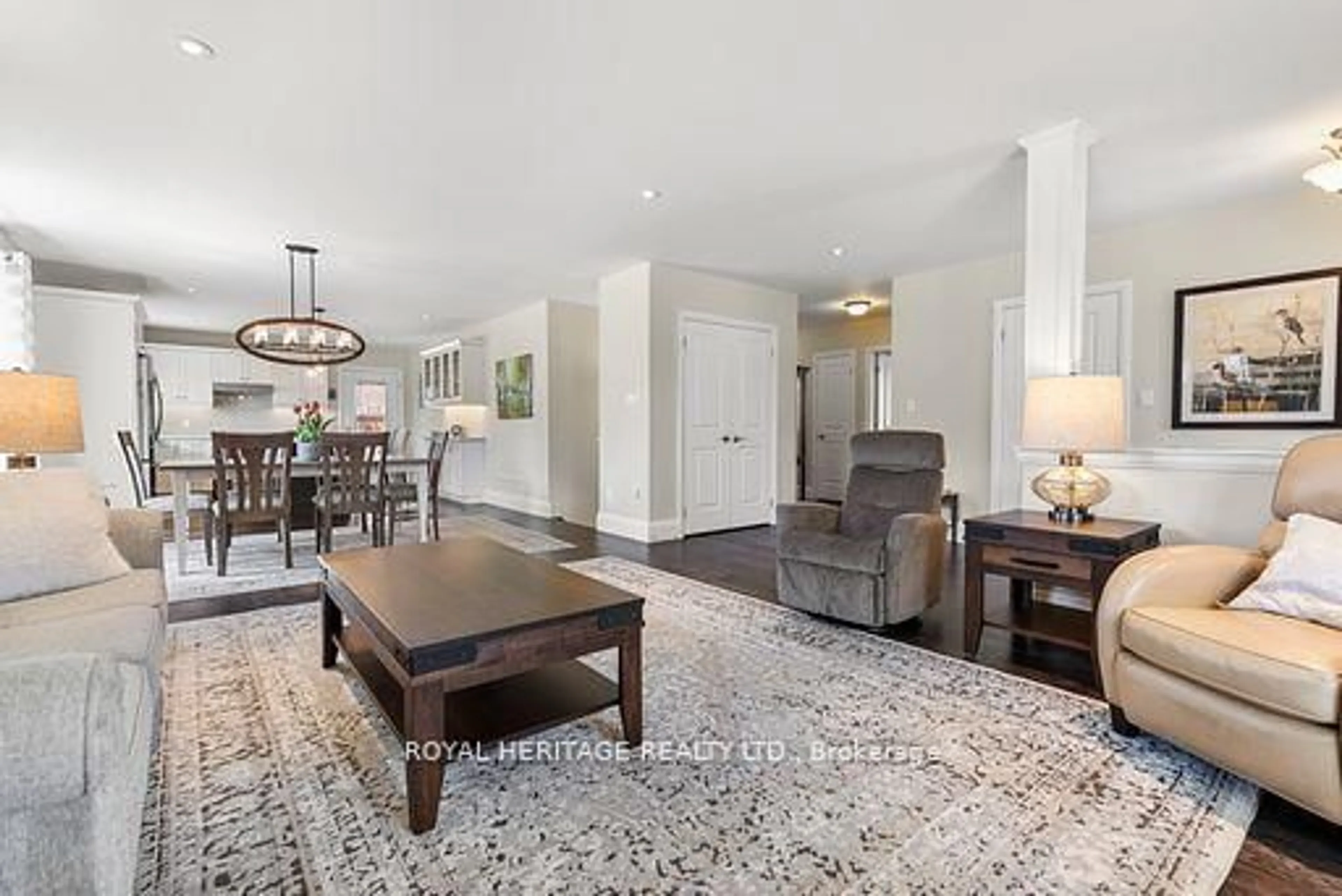 Living room with furniture, unknown for 16 Regent St, Kawartha Lakes Ontario K9V 3T7