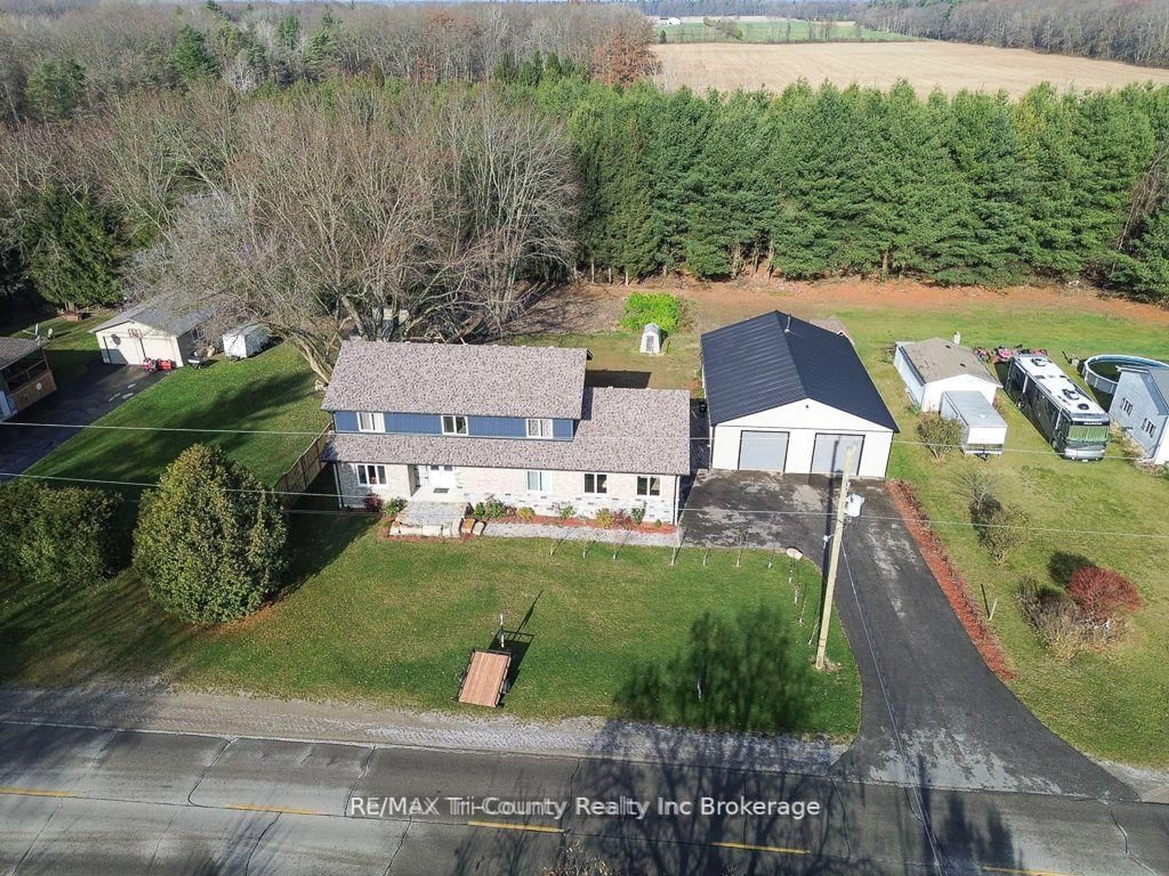 A pic from outside/outdoor area/front of a property/back of a property/a pic from drone, unknown for 287 Highway 24, Norfolk Ontario N0E 1X0