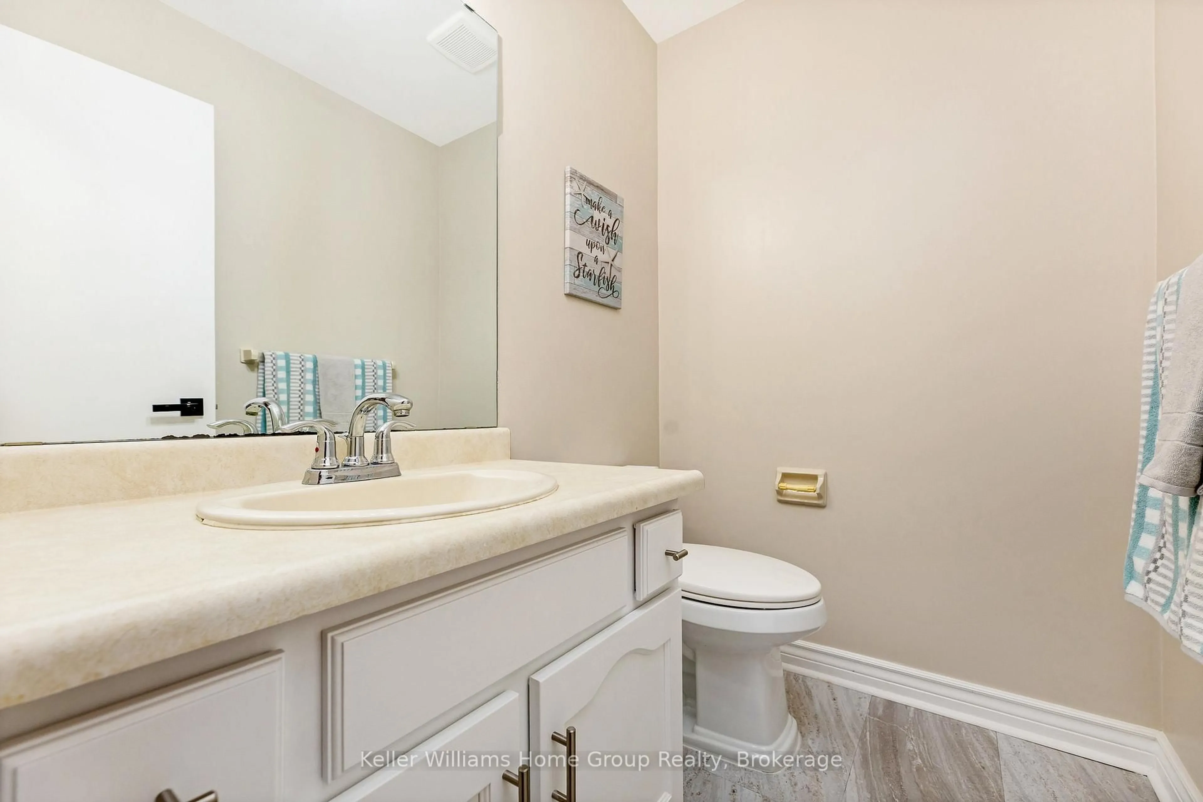 Standard bathroom, ceramic/tile floor for 88 Doyle Dr, Guelph Ontario N1G 5B9