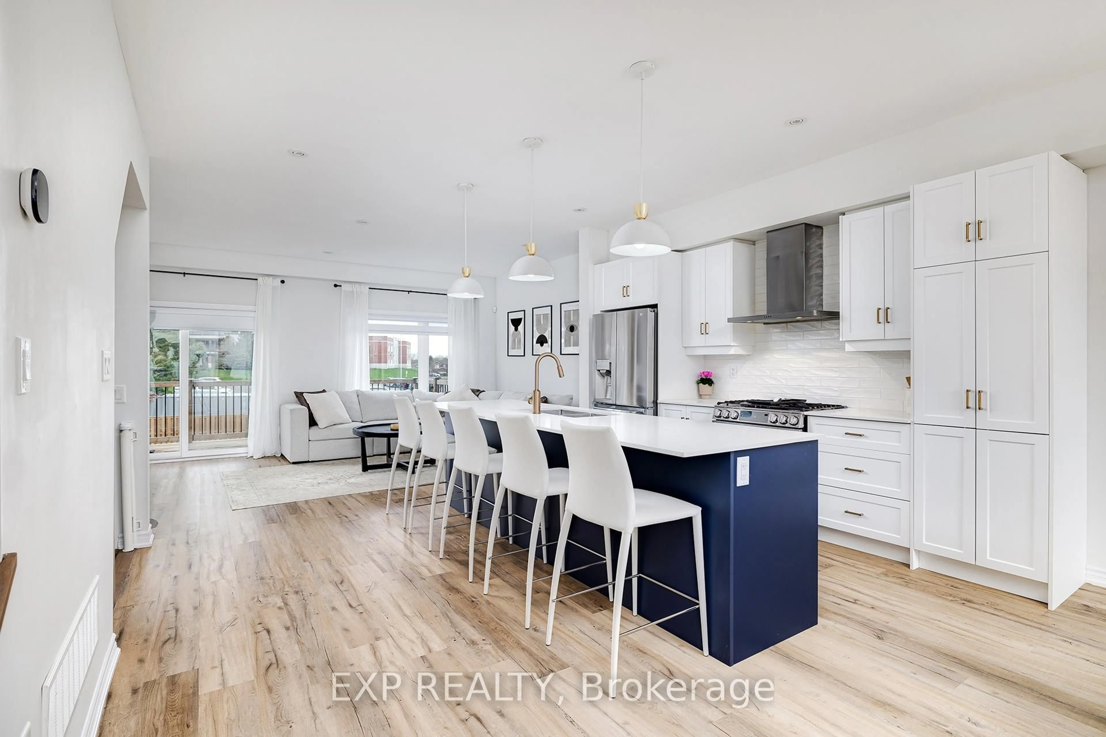 Open concept kitchen, unknown for 7 Cadwell Lane, Hamilton Ontario L9C 0E7