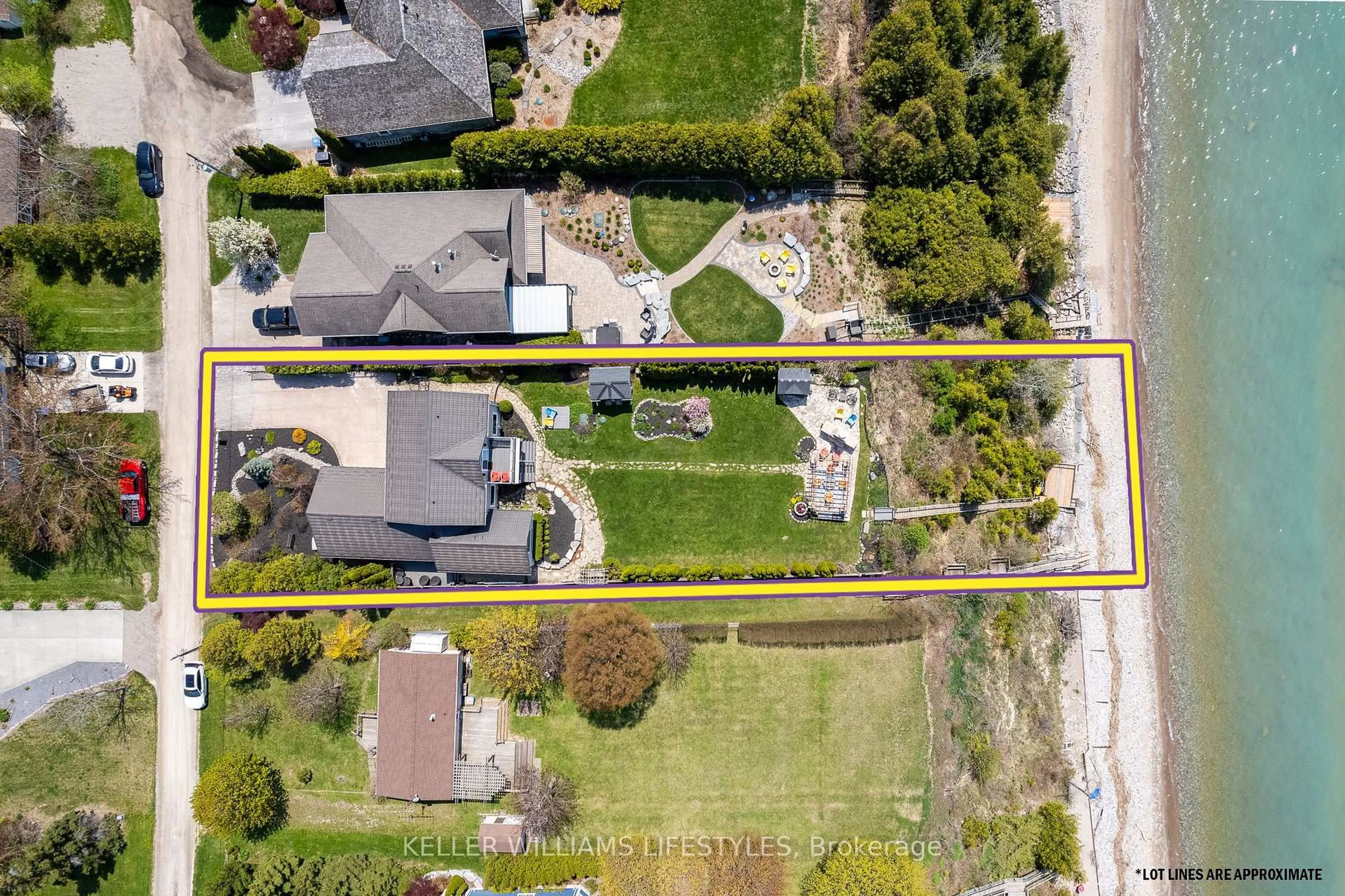 A pic from outside/outdoor area/front of a property/back of a property/a pic from drone, street for 73853 DURAND Ave, Bluewater Ontario N0M 2T0