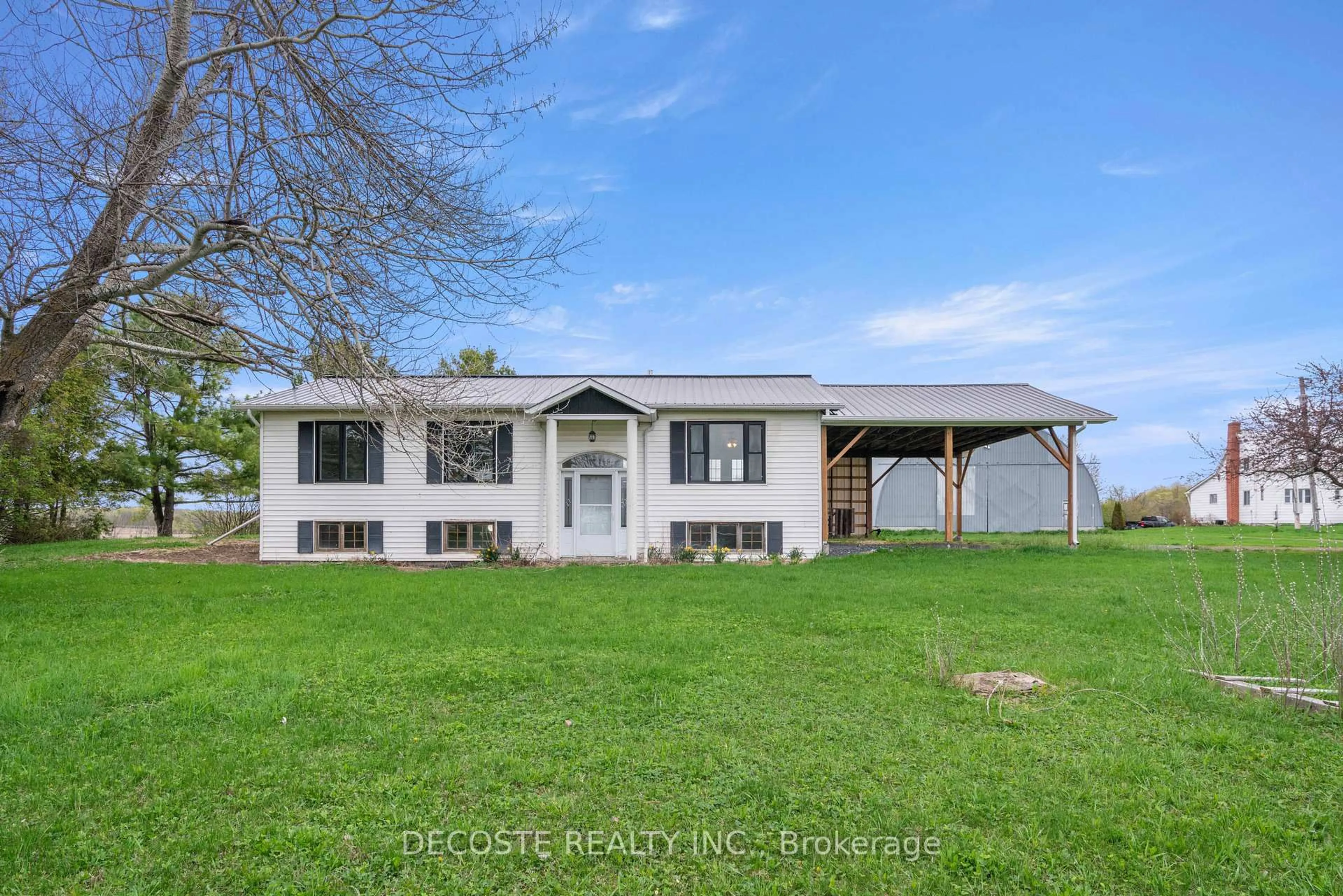 A pic from outside/outdoor area/front of a property/back of a property/a pic from drone, water/lake/river/ocean view for 2811 Rolland Massie Rd, North Glengarry Ontario K0C 1A0