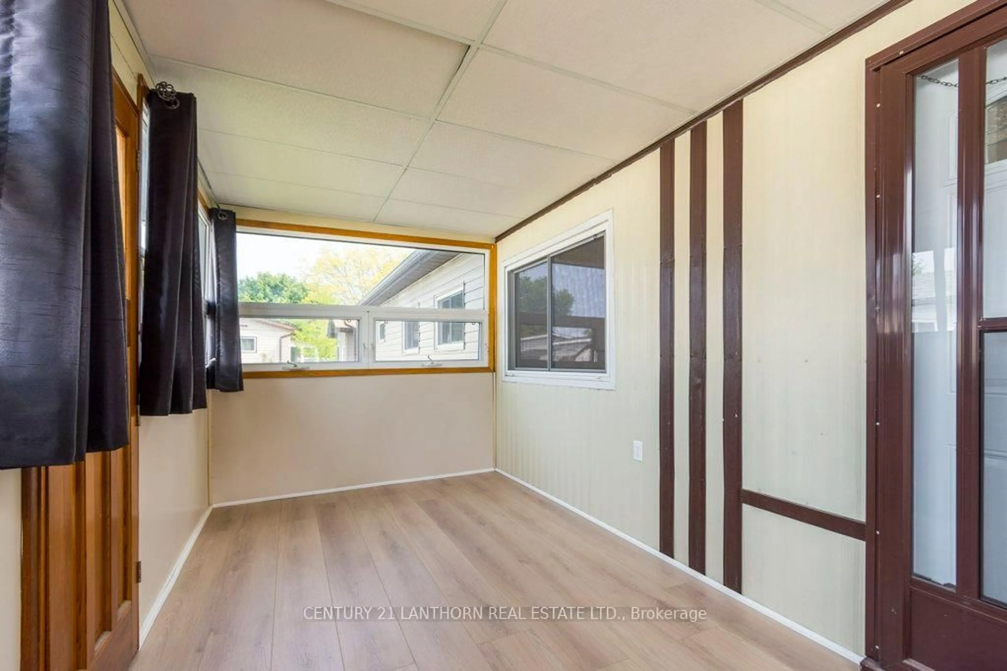 A pic of a room for 10 Partridge Lane, Quinte West Ontario K8N 4Z3