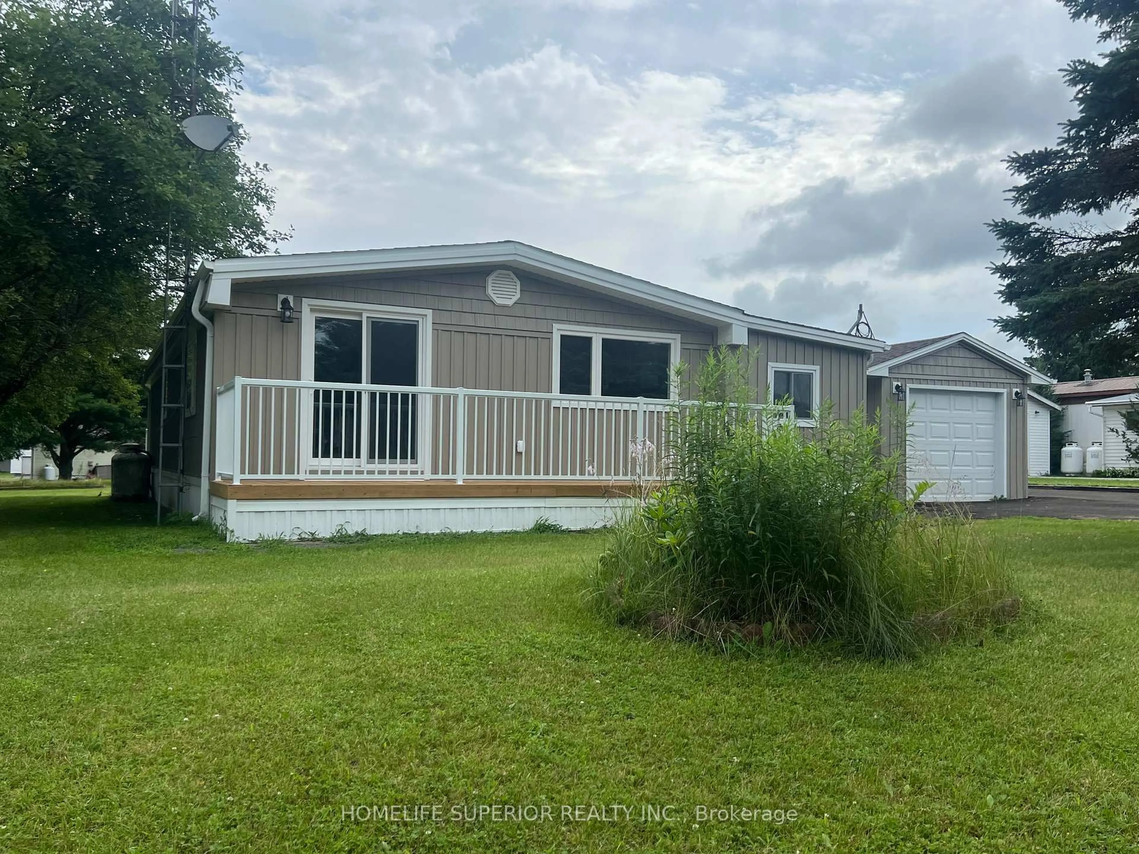 Home with vinyl exterior material, water/lake/river/ocean view for 71 Sama Park Rd, Havelock-Belmont-Methuen Ontario K0L 1Z0