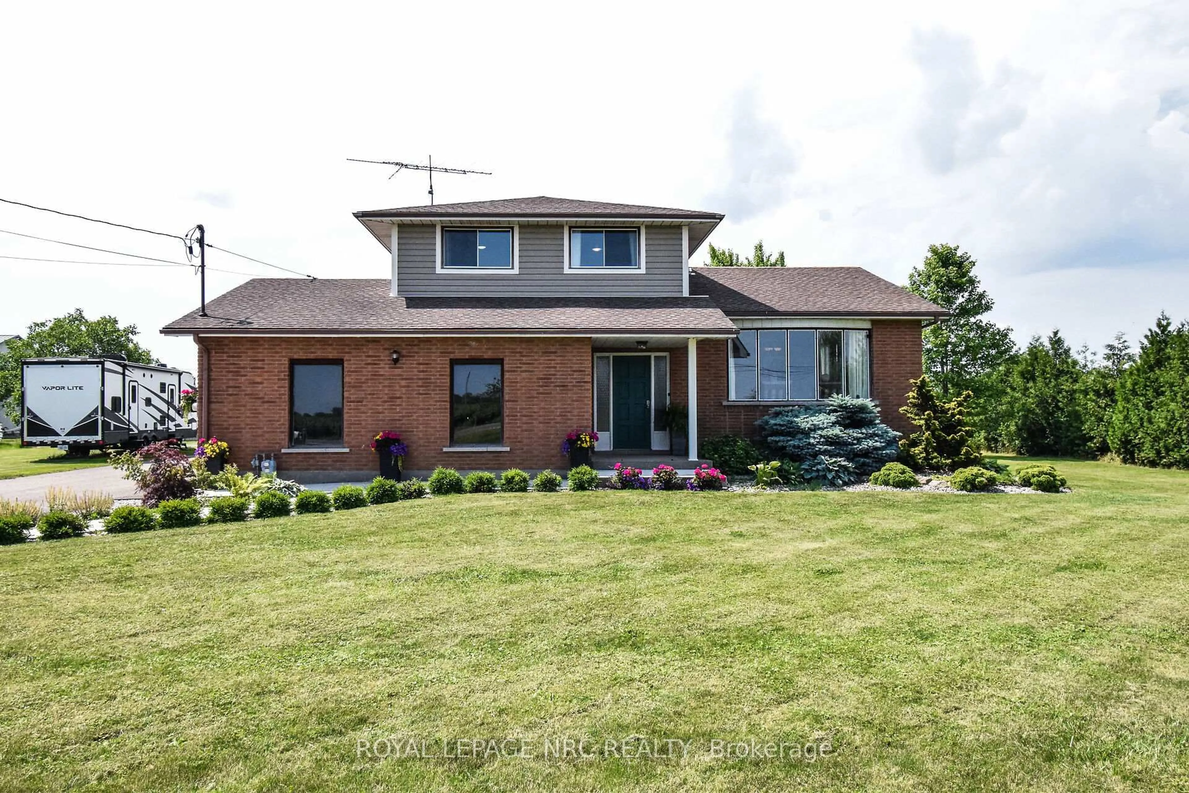 Home with brick exterior material, street for 155 East West Line Rd, Niagara-on-the-Lake Ontario L0S 1J0