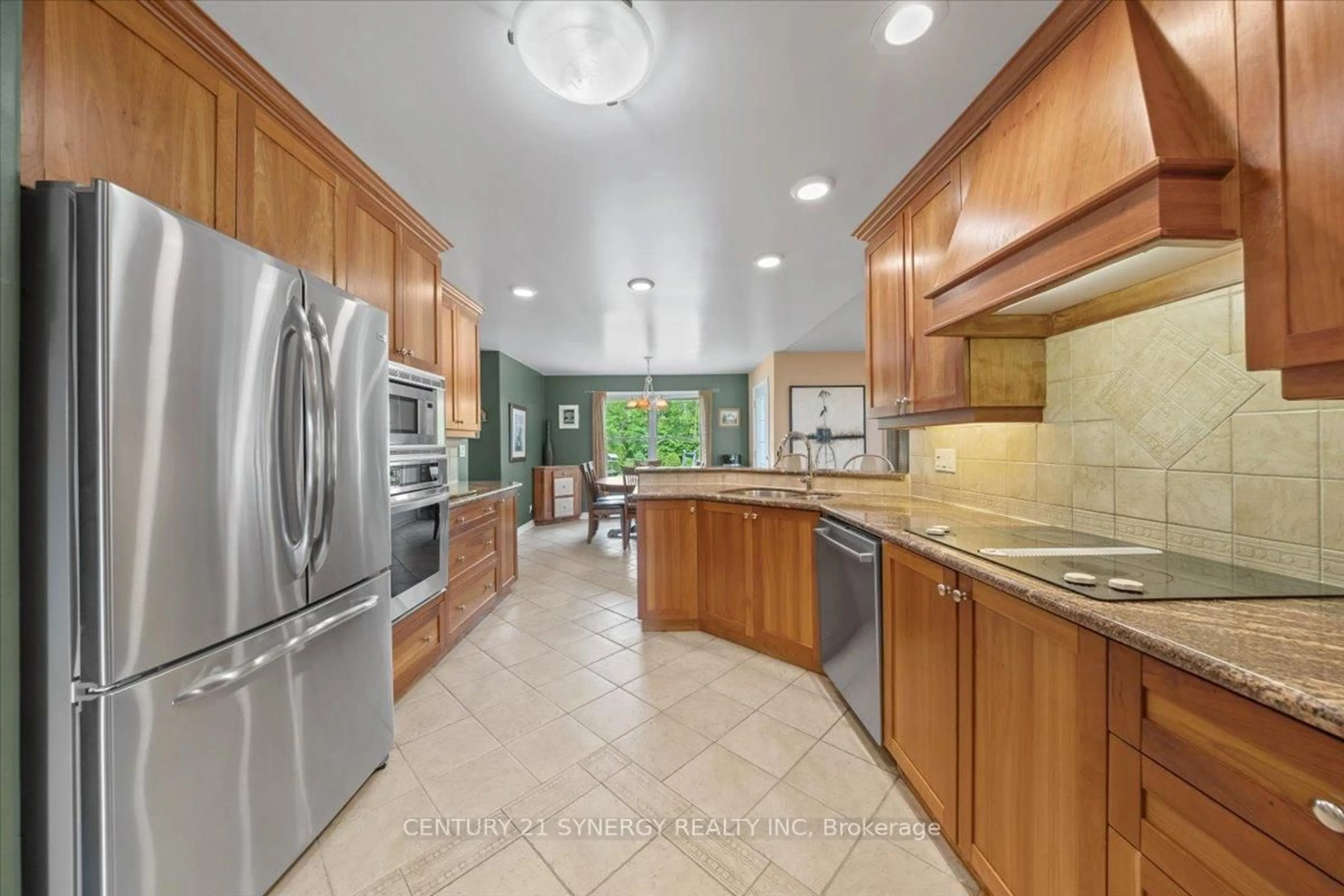 Open concept kitchen, ceramic/tile floor for 1921 Greys Creek Rd, Ottawa Ontario K4P 1H7