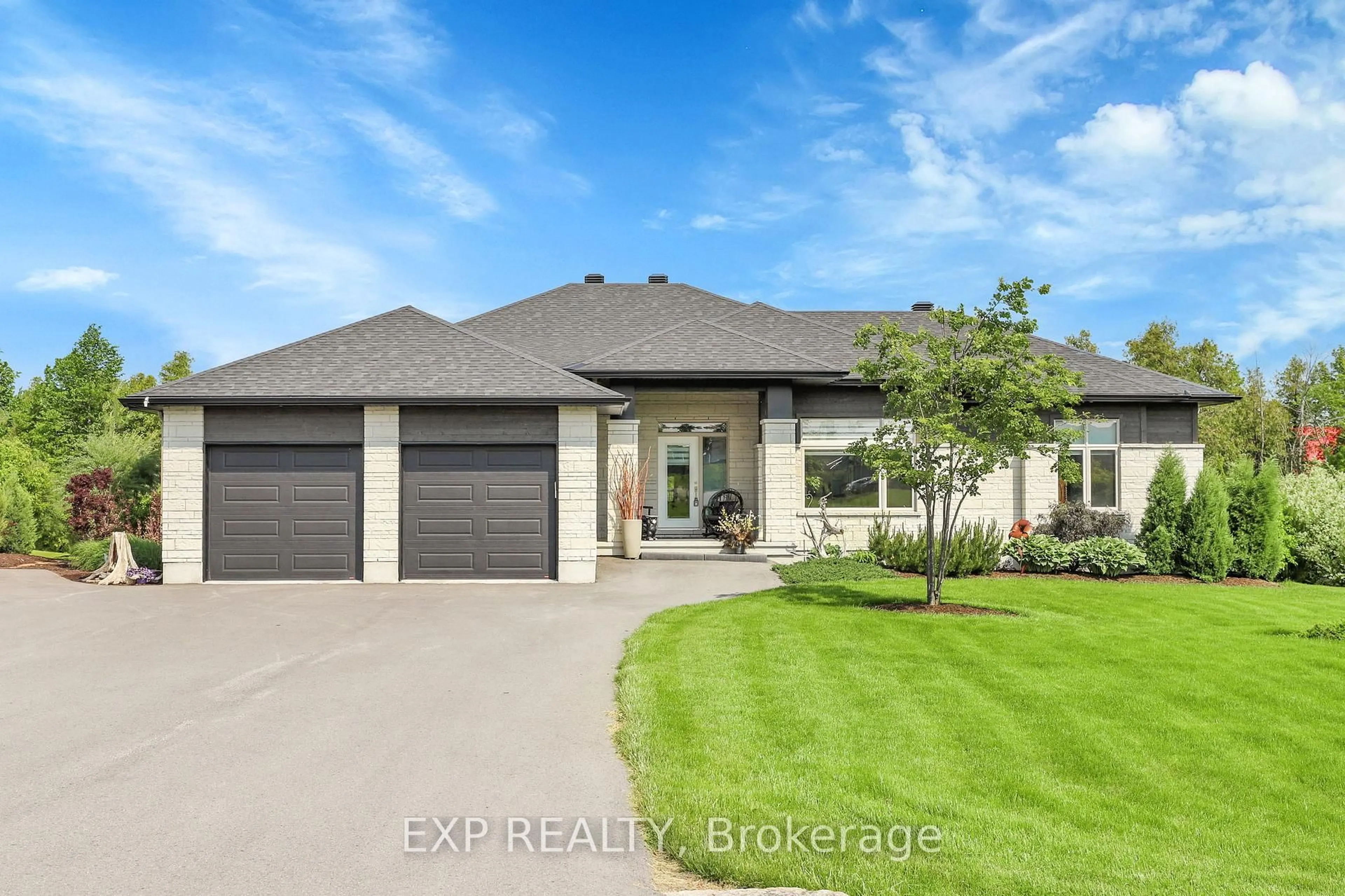 Home with brick exterior material, street for 130 Sumner Dr, Ashton Ontario K0A 1B0