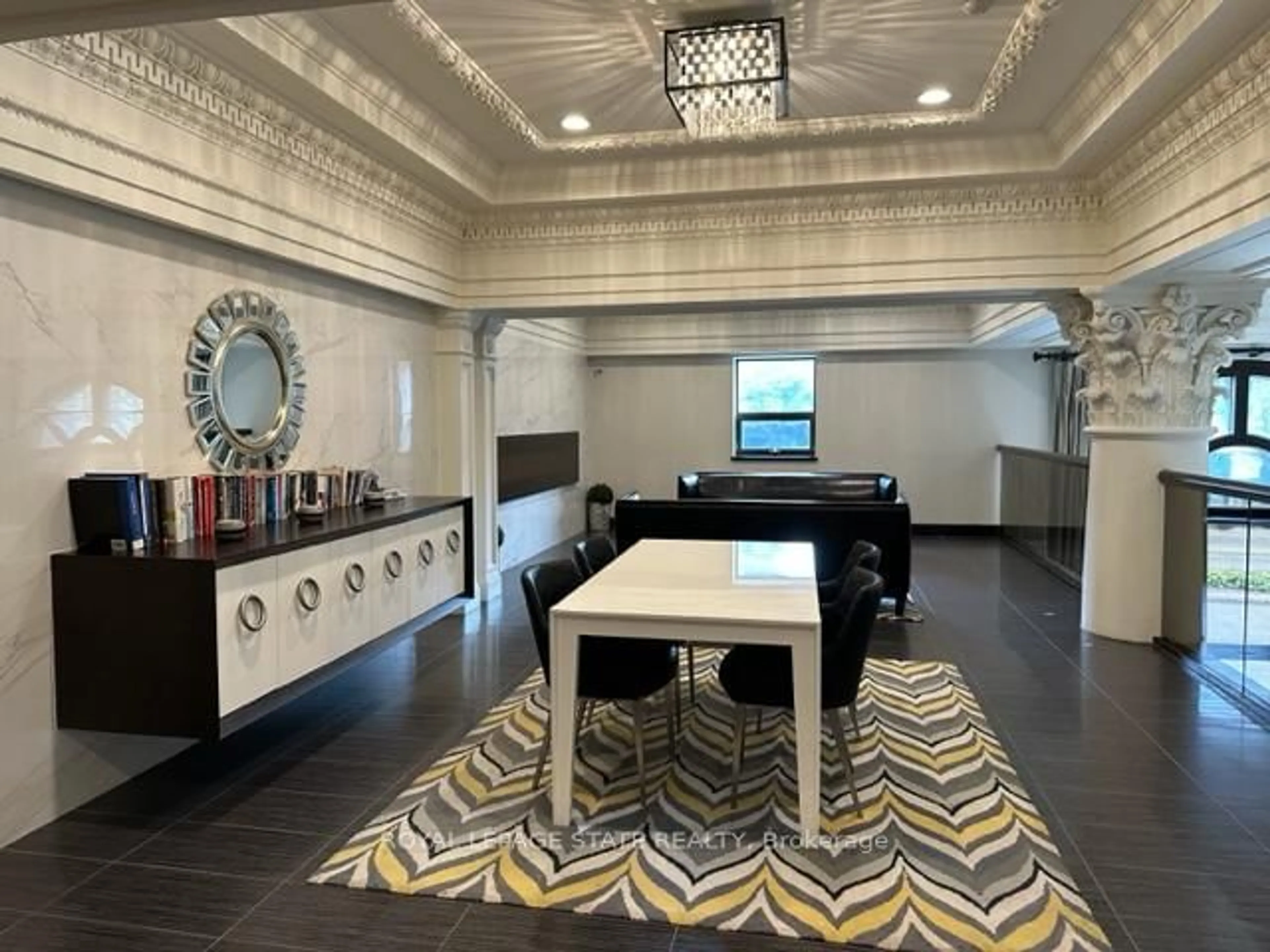 Lobby for 112 King St #1109, Hamilton Ontario L8N 1A8