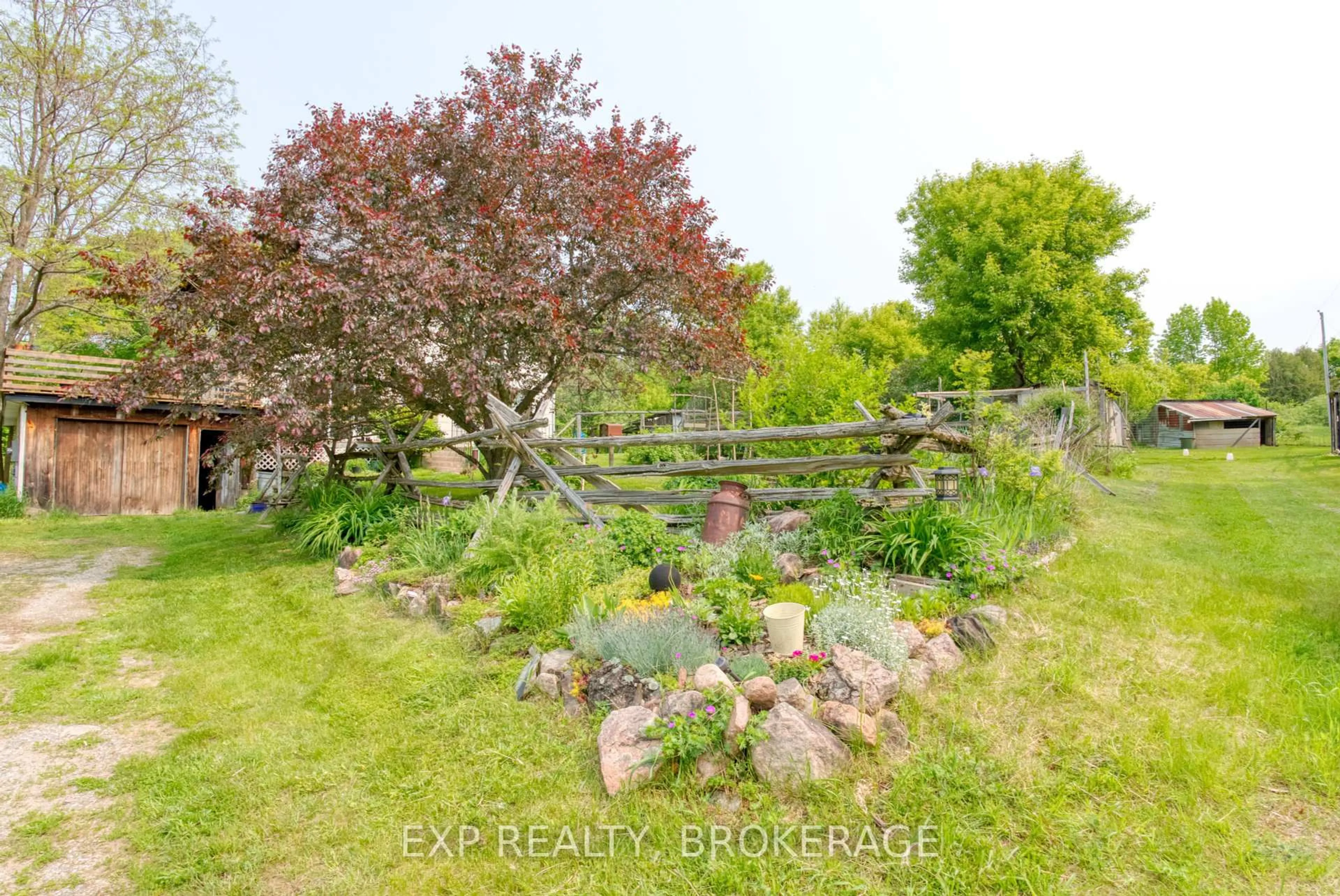 A pic from outside/outdoor area/front of a property/back of a property/a pic from drone, unknown for 412 MCNAUGHTON Rd, Maberly Ontario K0H 2B0