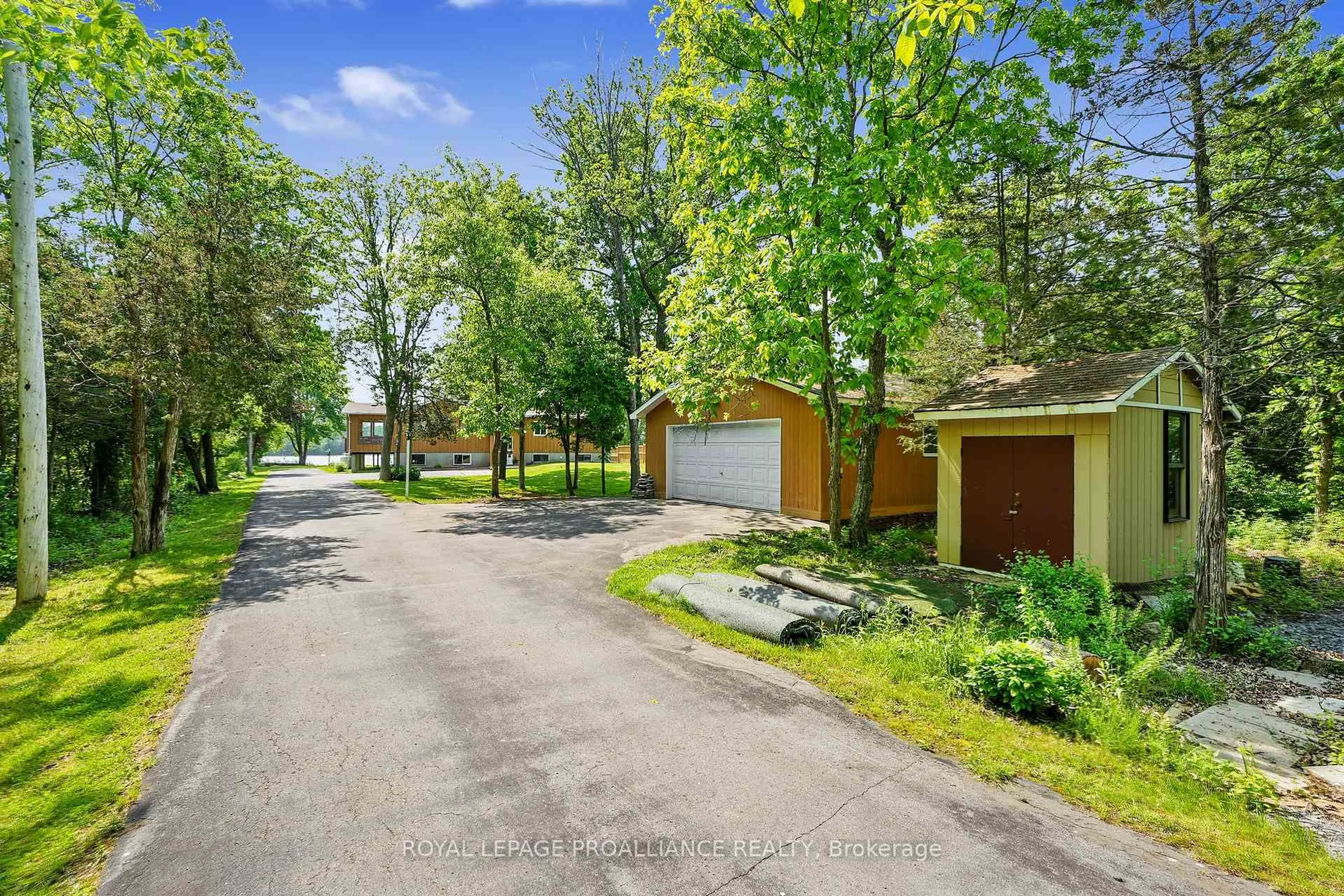 A pic from outside/outdoor area/front of a property/back of a property/a pic from drone, street for 269 Hillside Dr, Trent Hills Ontario K0L 1L0