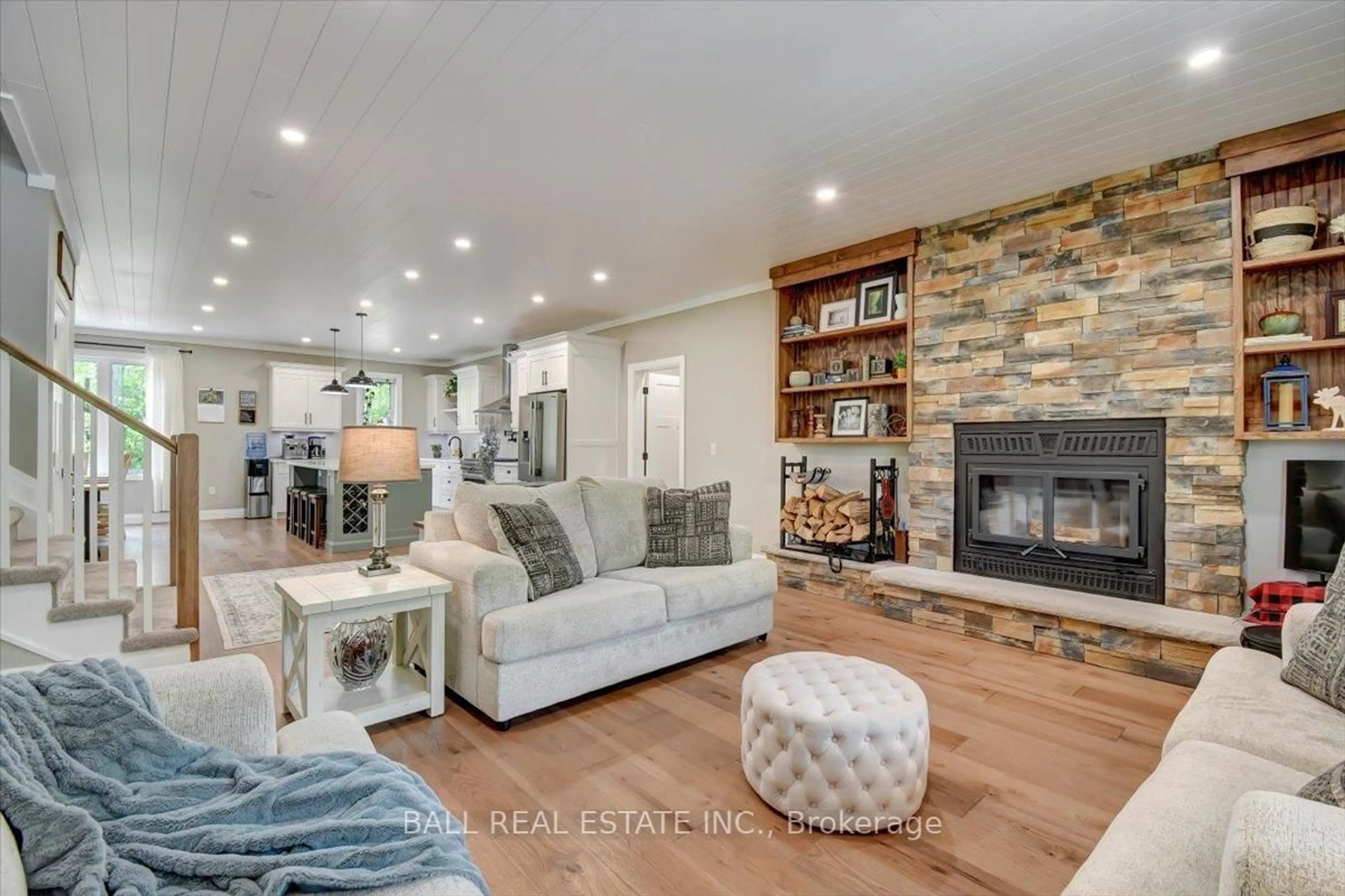 Living room with furniture, unknown for 18 Six Foot Bay Rd, Trent Lakes Ontario K0L 1J0