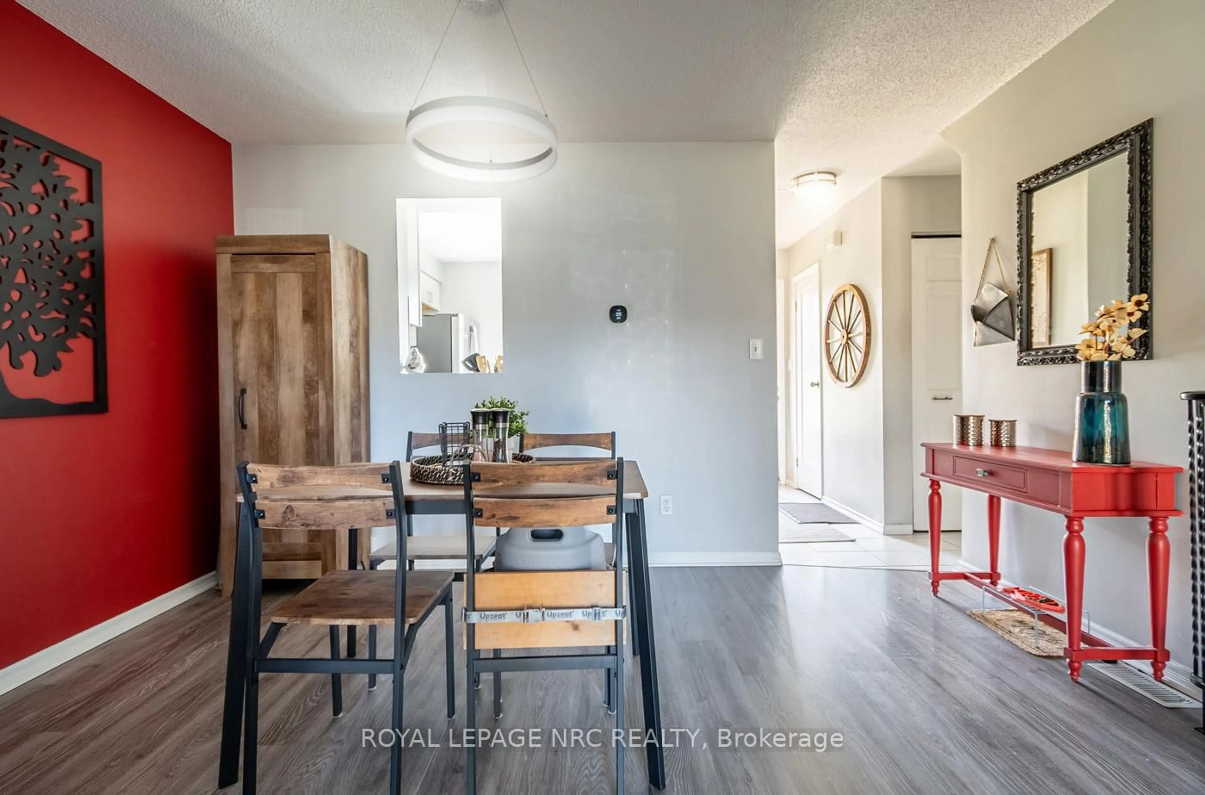 Dining room, unknown for 75 Ventura Dr #26, St. Catharines Ontario L2R 7J7