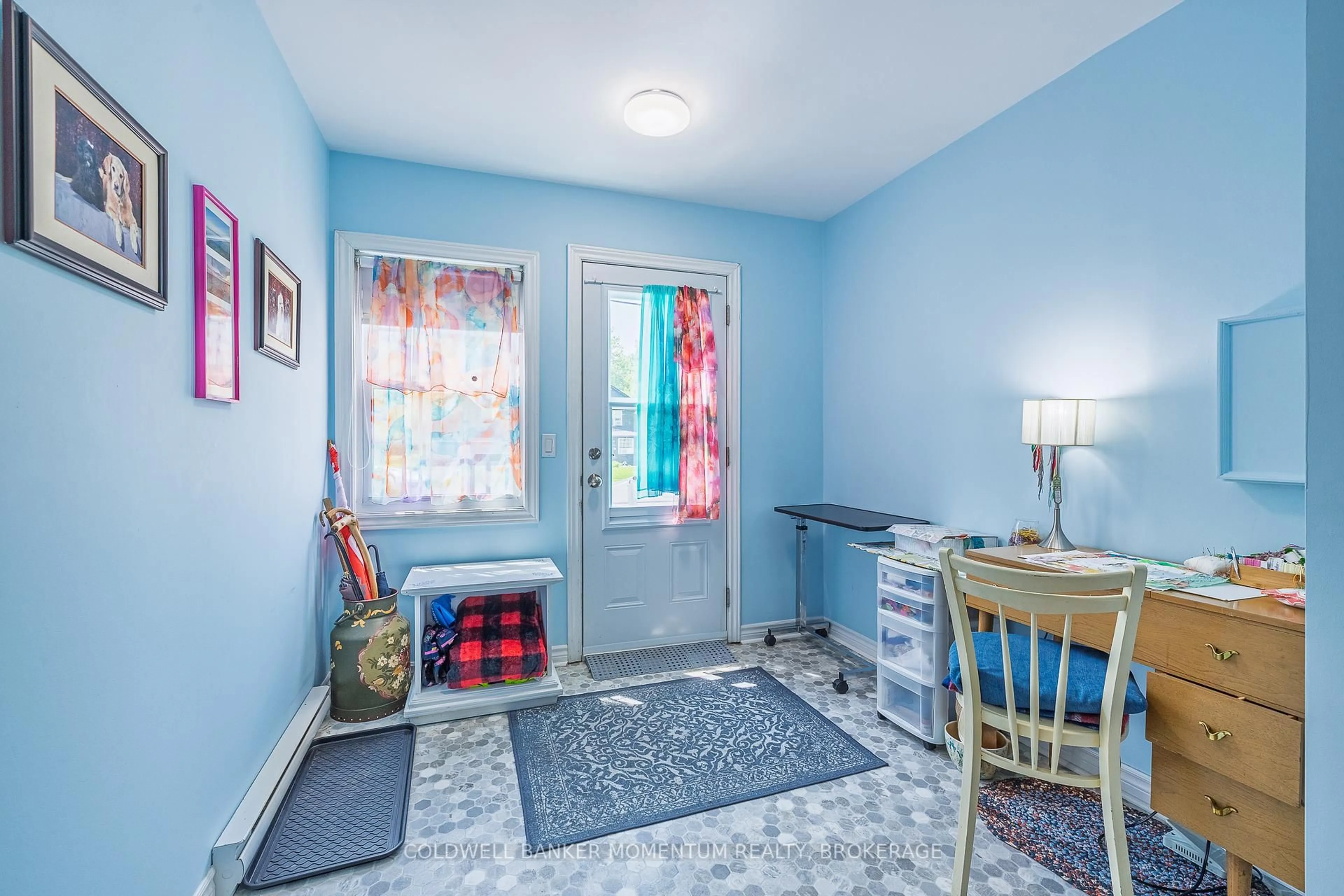 Indoor entryway for 3852 Mathewson Ave, Fort Erie Ontario L0S 1B0