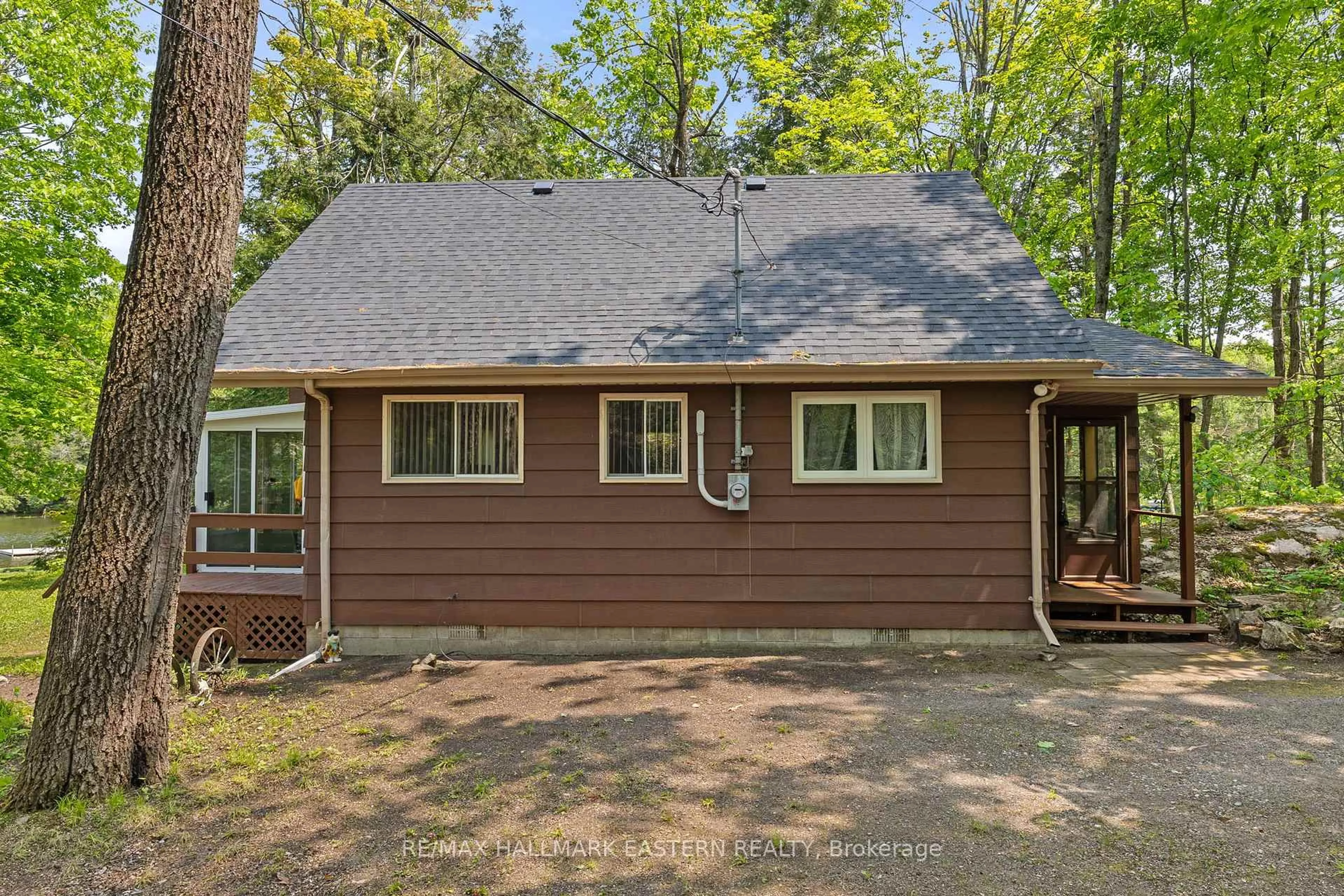 Home with vinyl exterior material, unknown for 68 Irwin Dr, Trent Lakes Ontario K0L 1J0