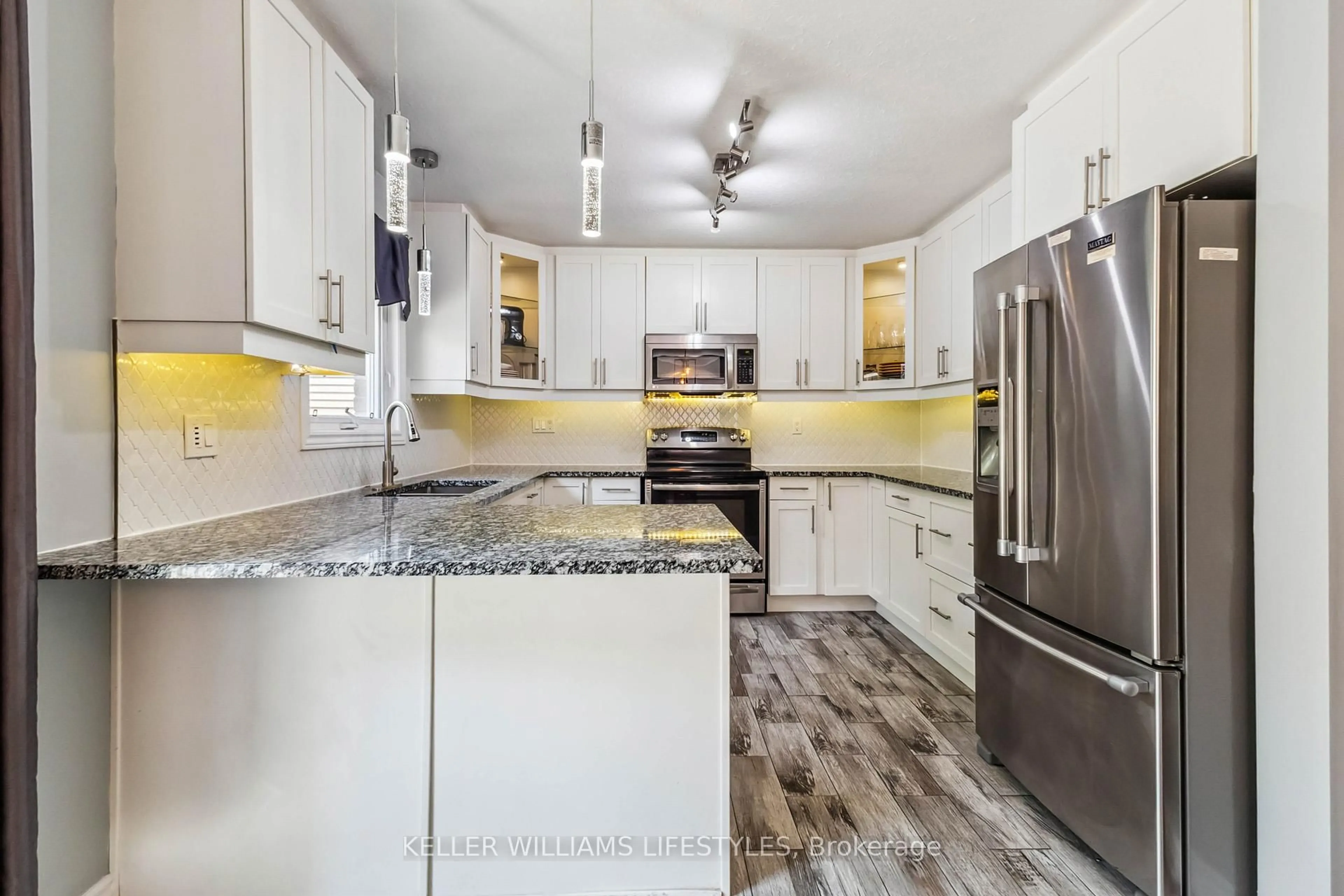 Open concept kitchen, unknown for 27 Millers Rd, London South Ontario N5Z 4N4