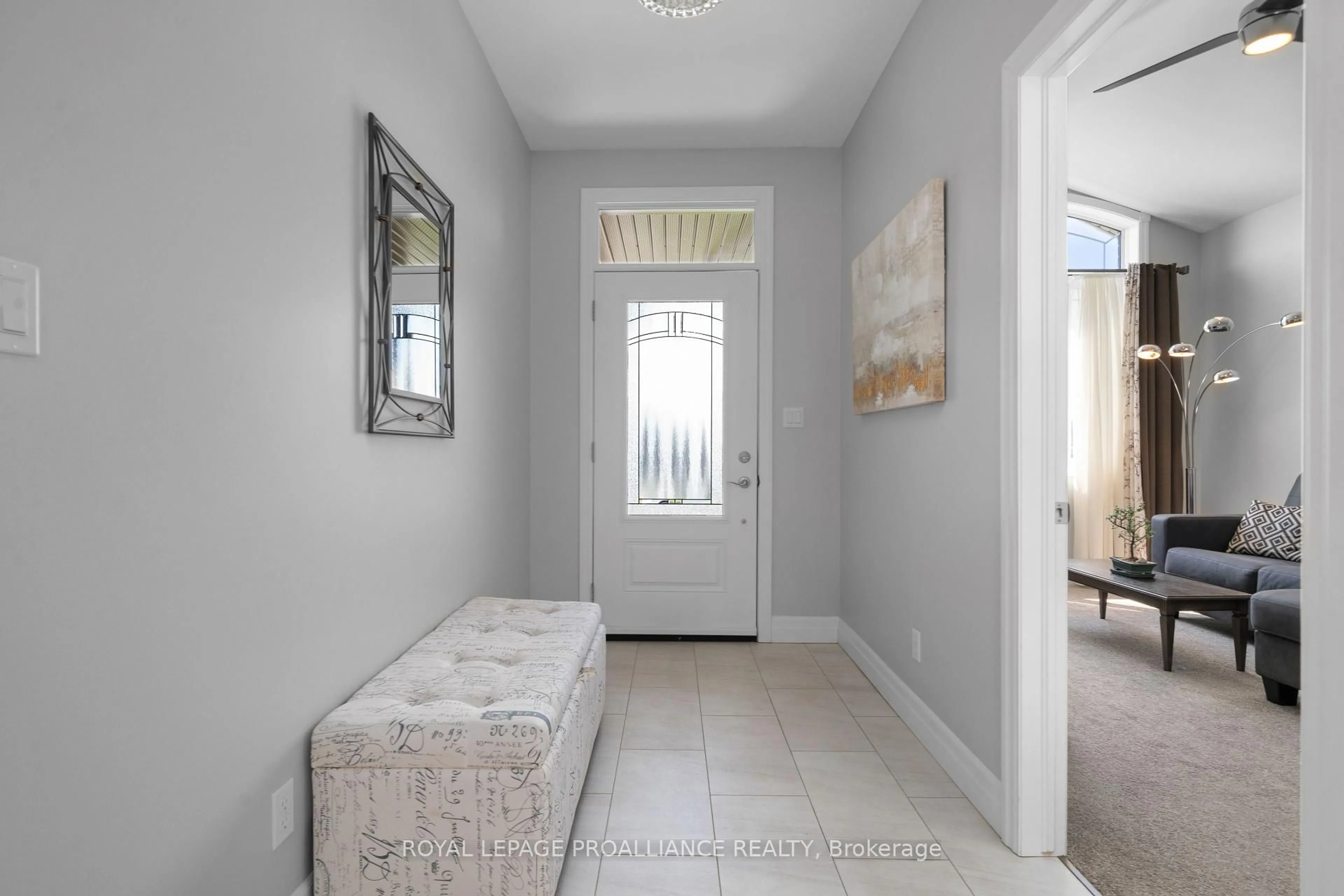 Indoor entryway for 26 Matheos Cres, Quinte West Ontario K8V 0L2