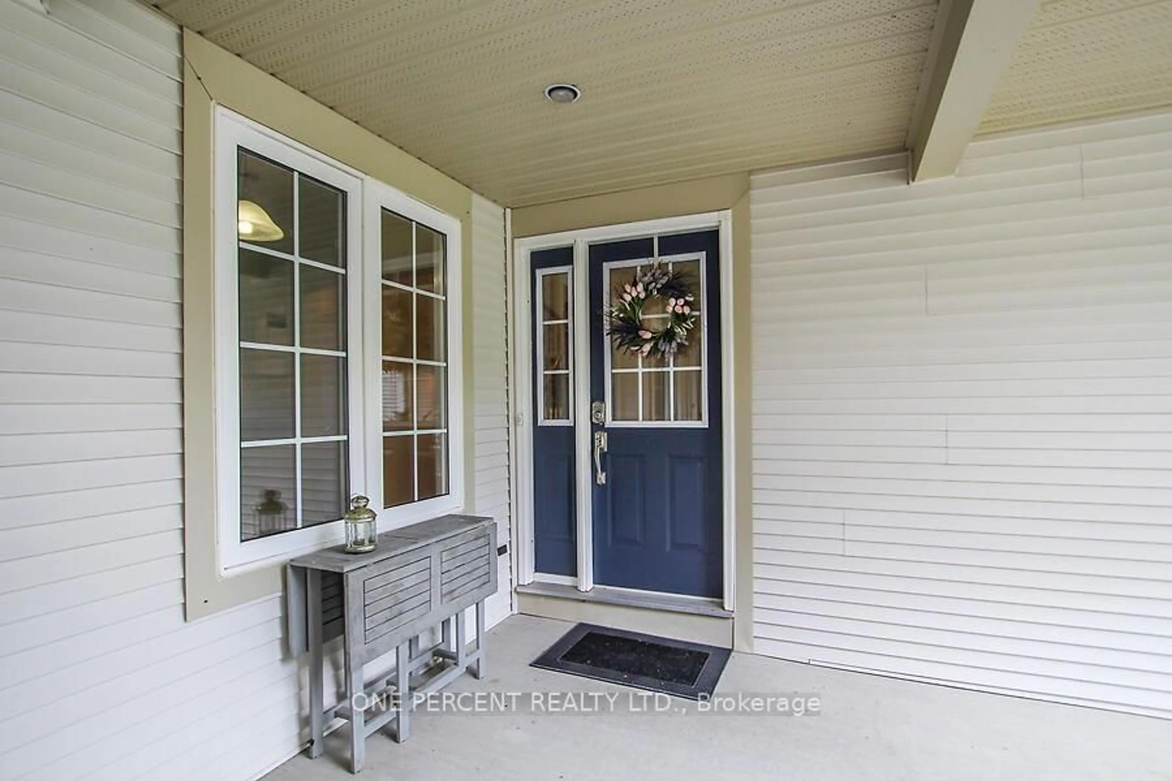 Indoor entryway for 44 Fieldberry, Ottawa Ontario K2J 5E8