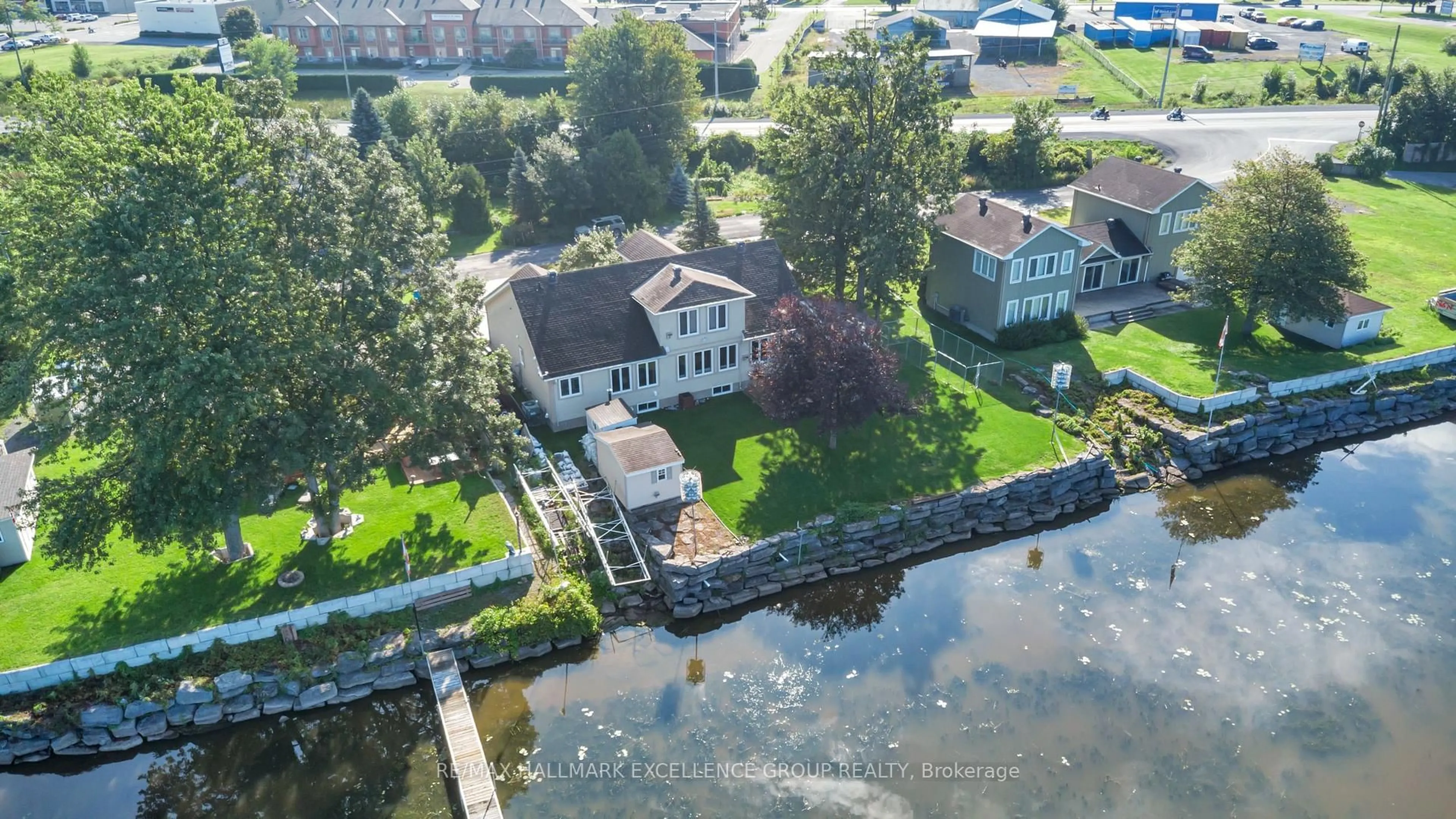A pic from outside/outdoor area/front of a property/back of a property/a pic from drone, water/lake/river/ocean view for 300 Voisine Rd, Clarence-Rockland Ontario K4K 1A1