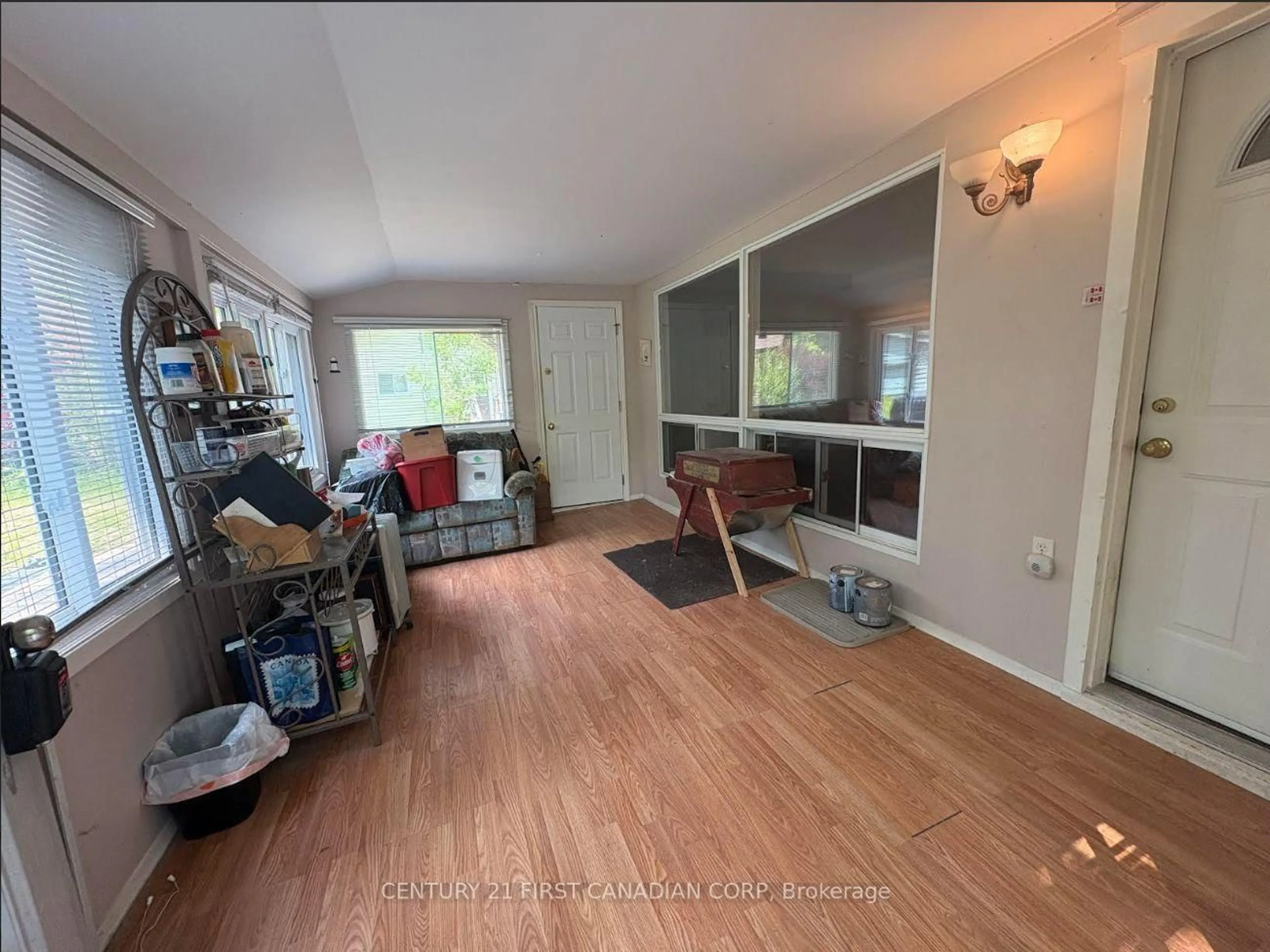 A pic of a room for 6096 BIRCH Lane, Lambton Shores Ontario N0N 1J2