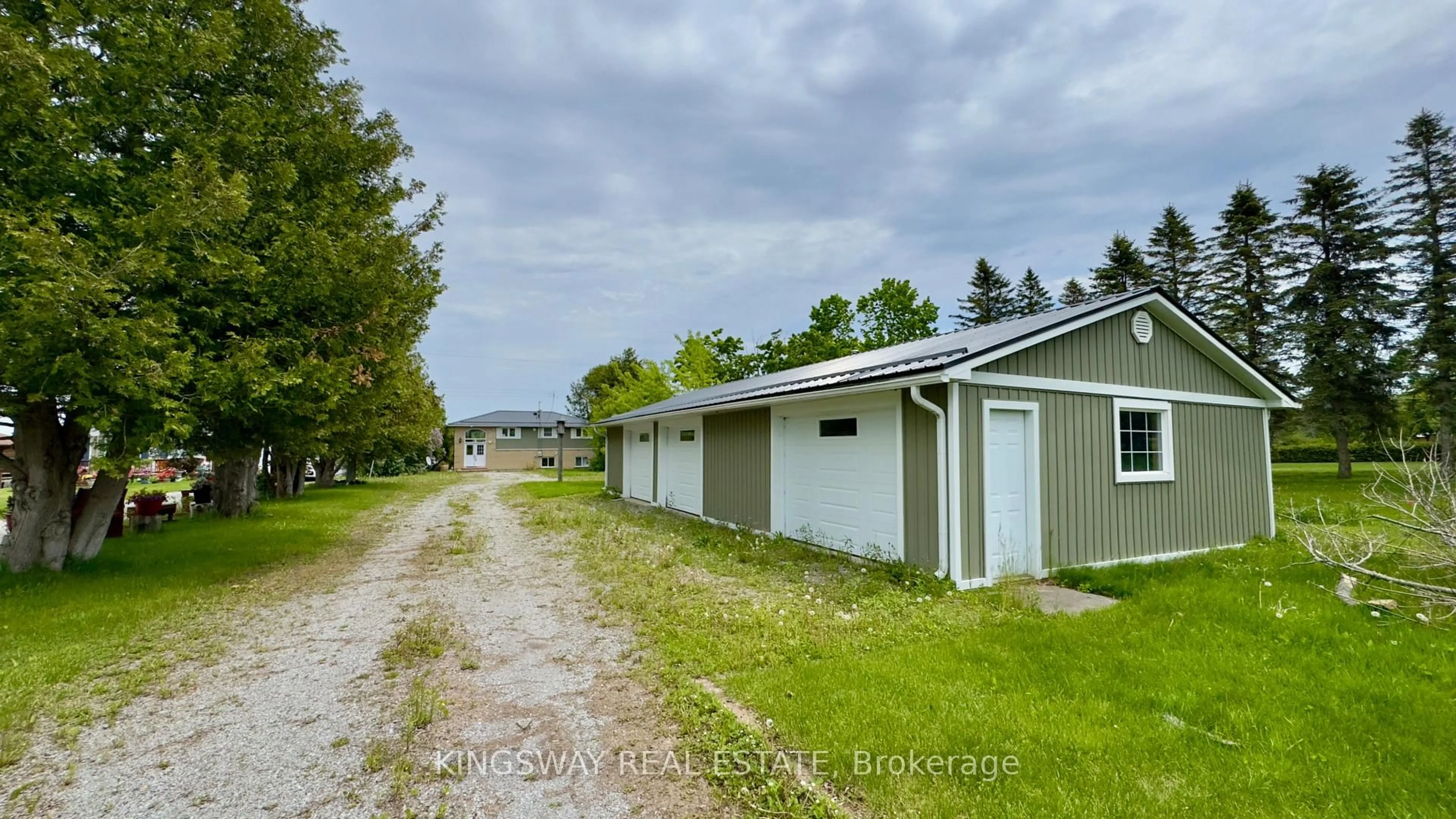 A pic from outside/outdoor area/front of a property/back of a property/a pic from drone, street for 18 Mitchellview Rd, Kawartha Lakes Ontario K0M 2B0