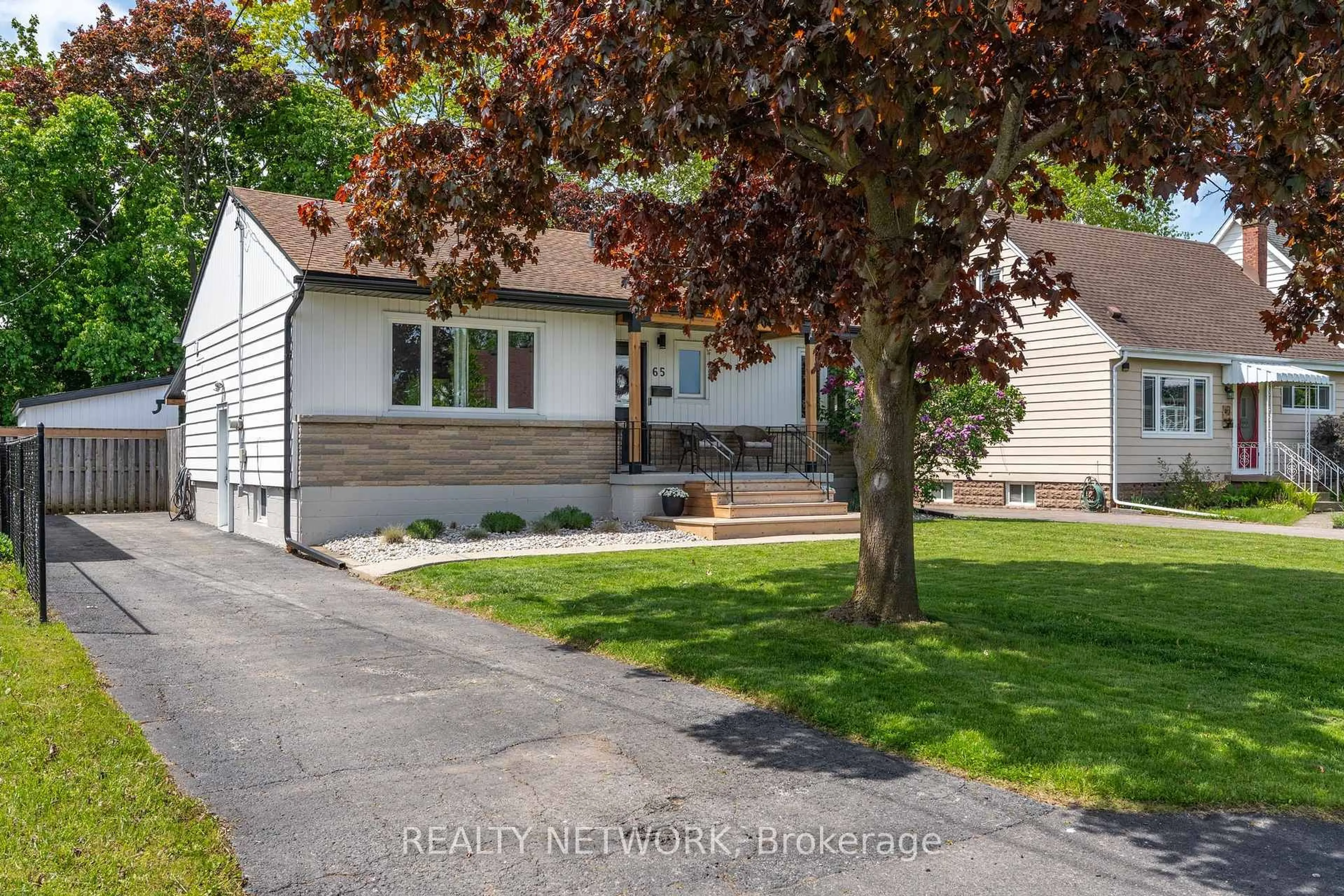 Home with vinyl exterior material, street for 65 Glenview Dr, Hamilton Ontario L8G 2L5