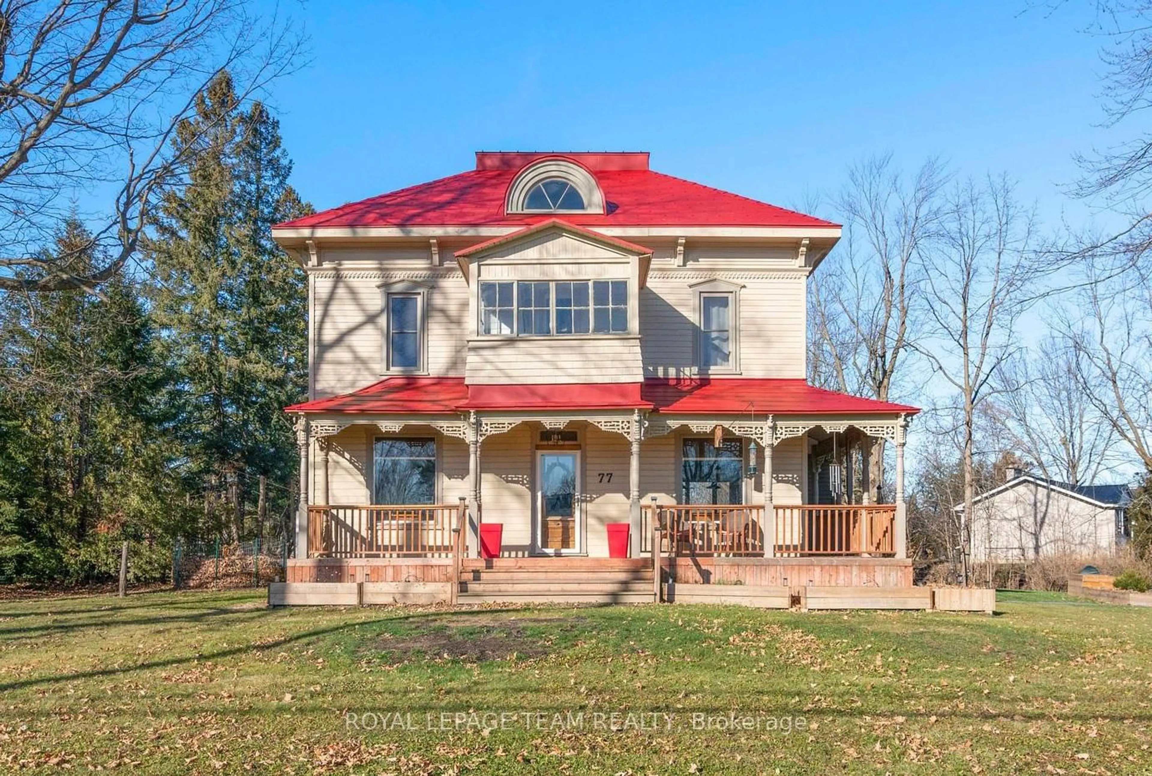Home with brick exterior material, building for 77 Queen St, North Dundas Ontario K0C 1H0