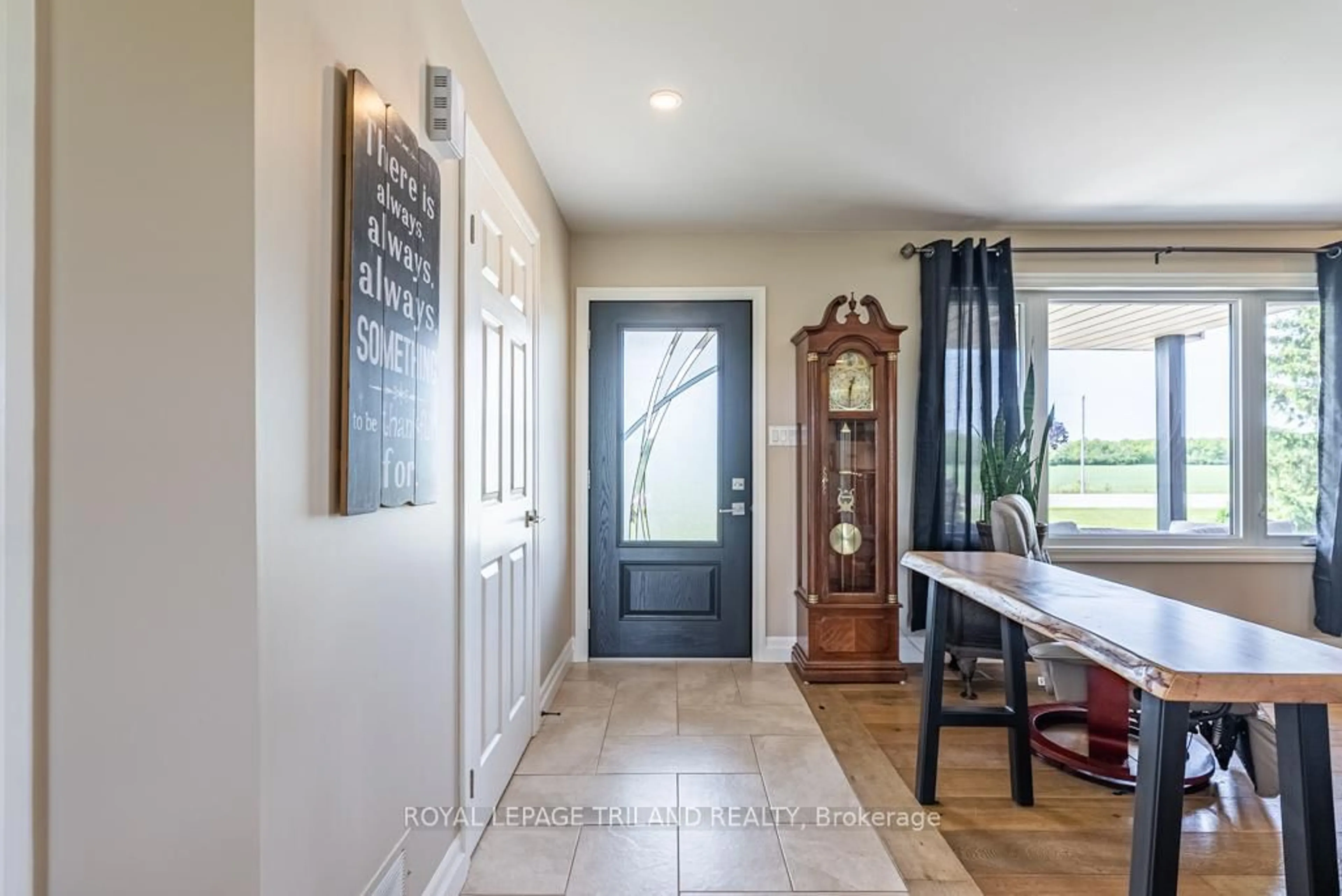 Indoor entryway for 42420 Ron McNeil Line, Central Elgin Ontario N5P 3T1