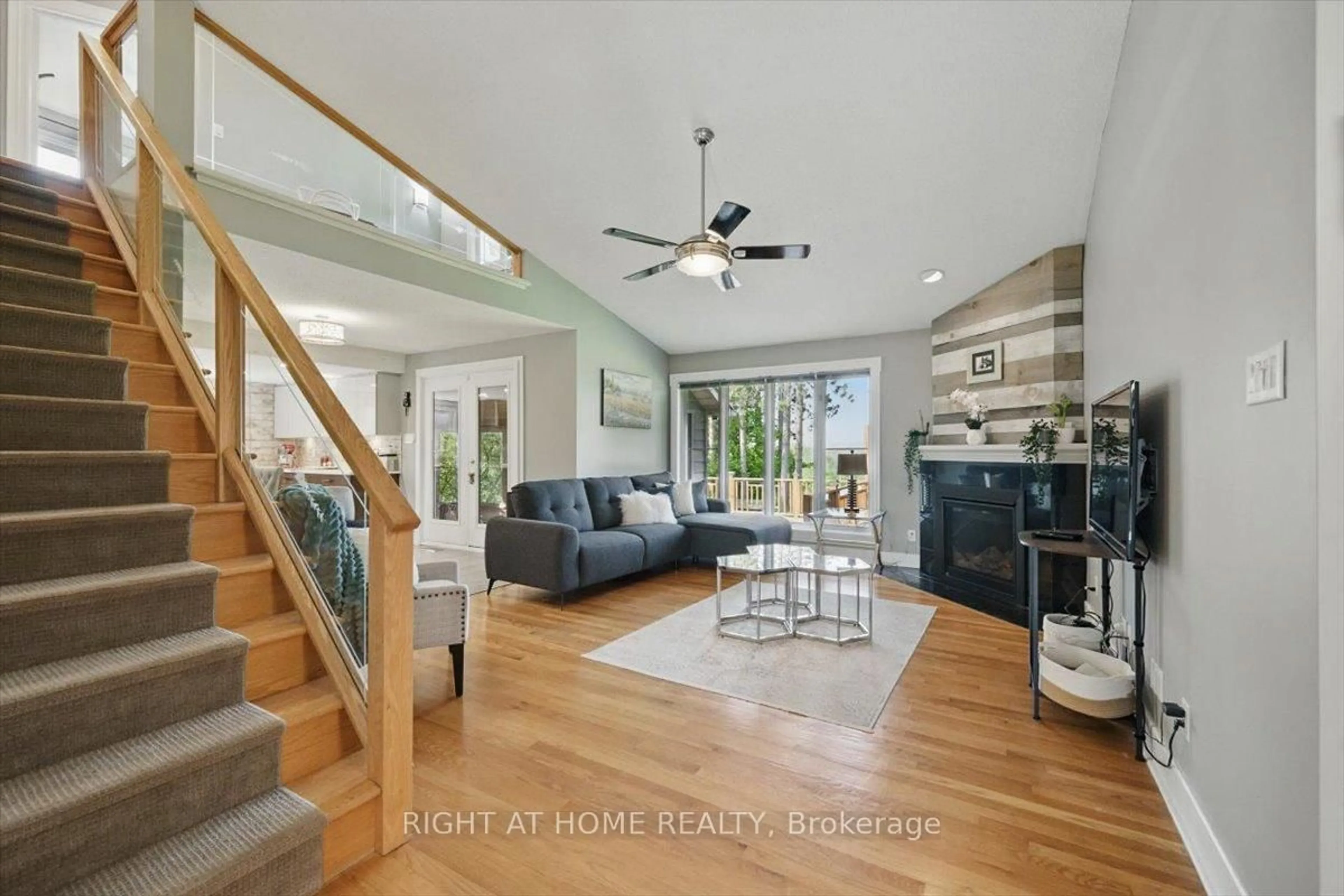 Unknown for 114 David Kennedy Dr, Ottawa Ontario K0A 1T0