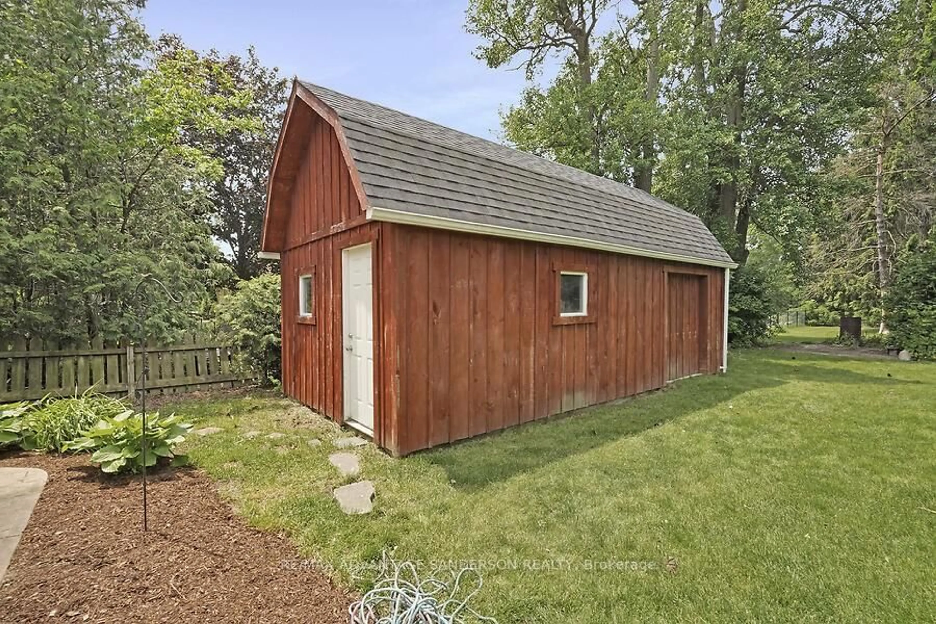 Shed for 1400 Rabbitwood Crt, North Middlesex Ontario N0M 1A0