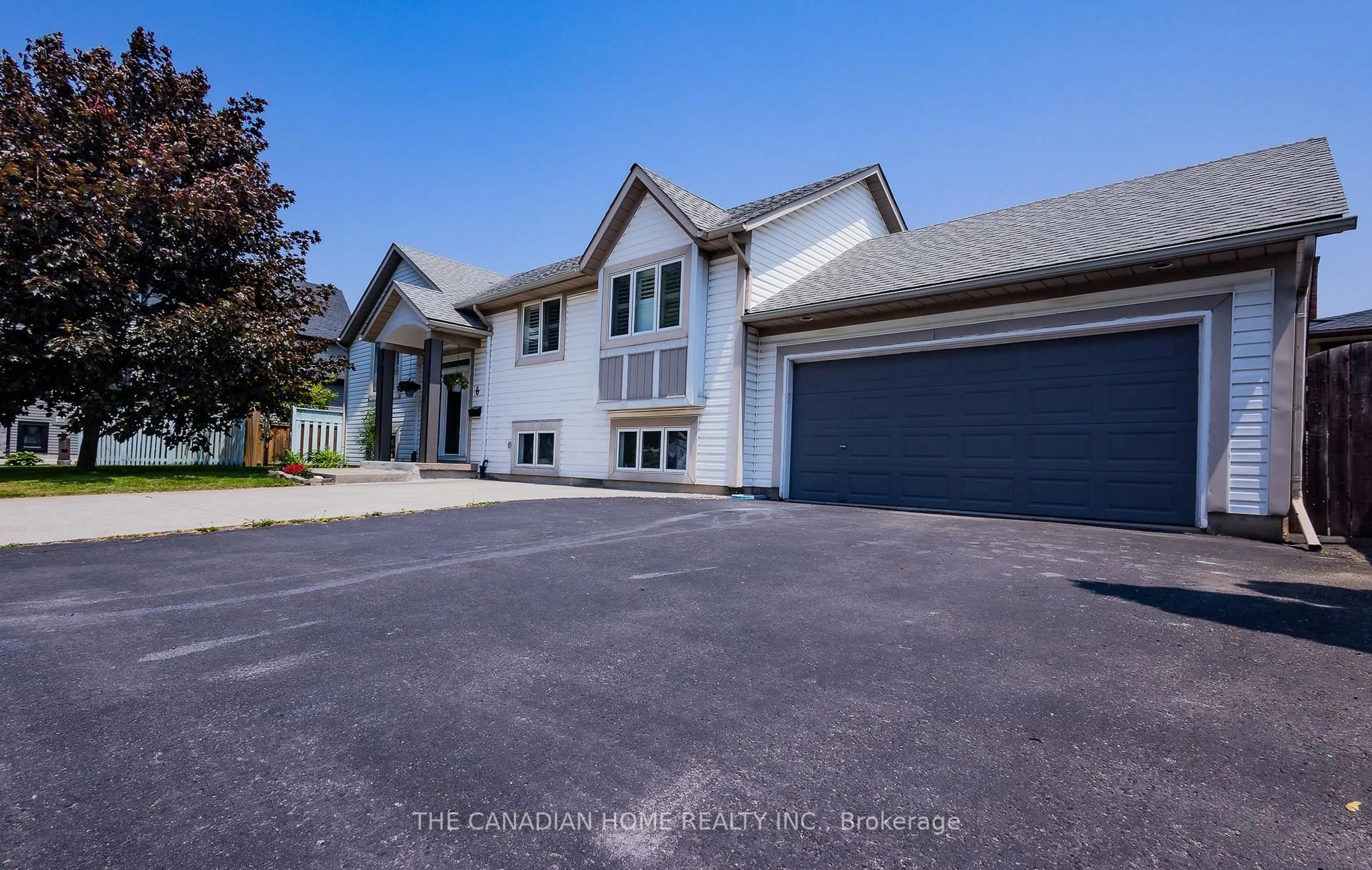 A pic from outside/outdoor area/front of a property/back of a property/a pic from drone, unknown for 6 Stanmary Dr, St. Catharines Ontario L2N 5T4