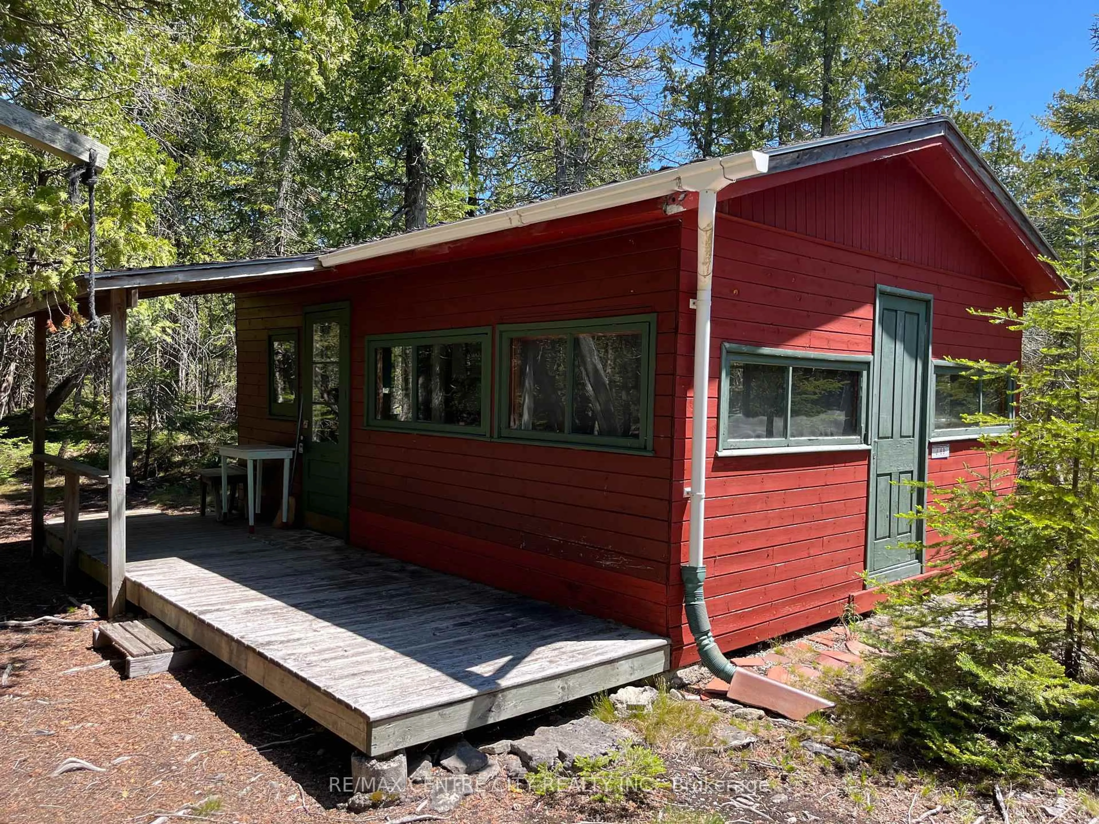 Shed for 221 Dorcas Bay Rd, Northern Bruce Peninsula Ontario N0H 2R0