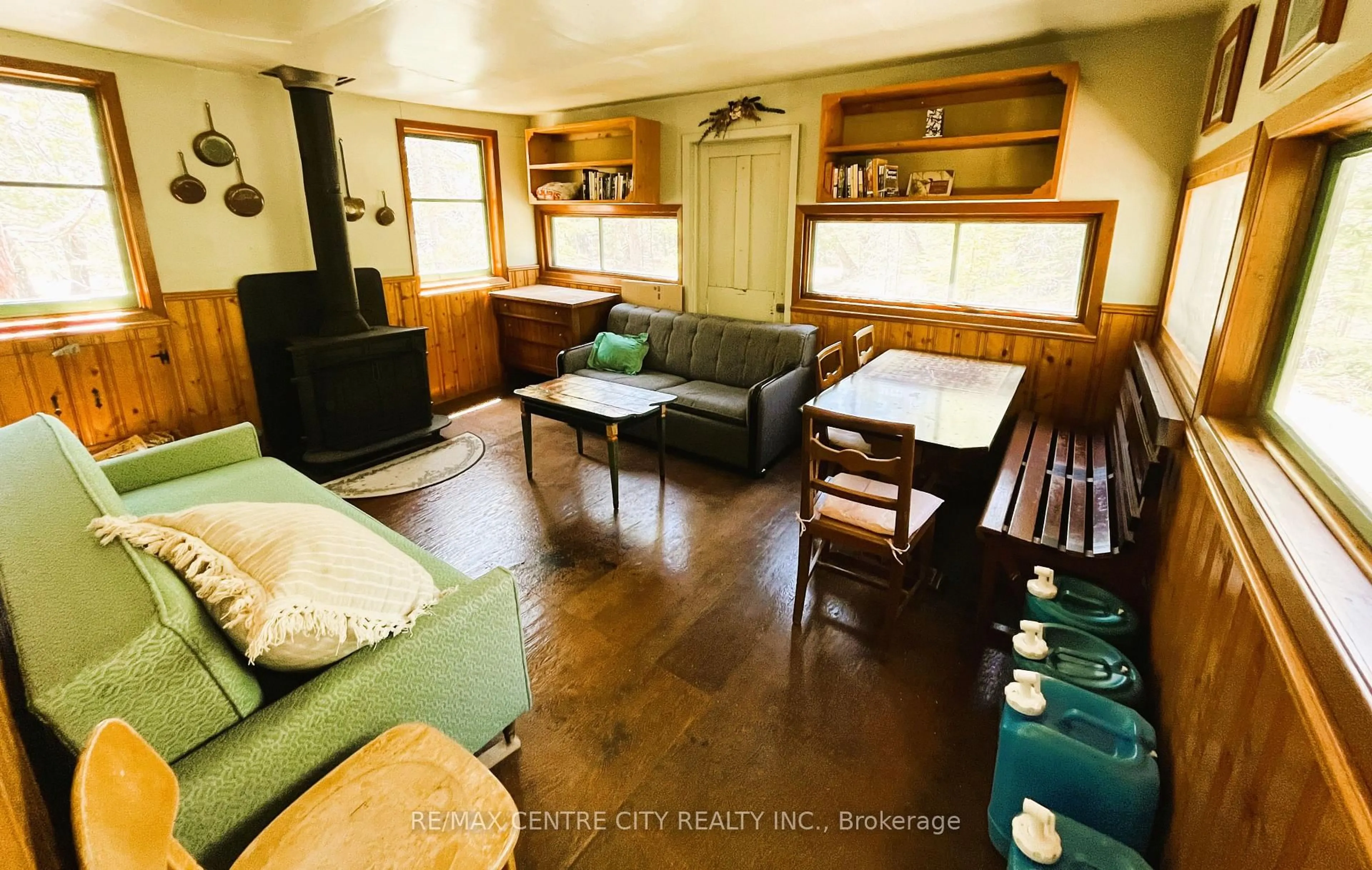 Unknown for 221 Dorcas Bay Rd, Northern Bruce Peninsula Ontario N0H 2R0
