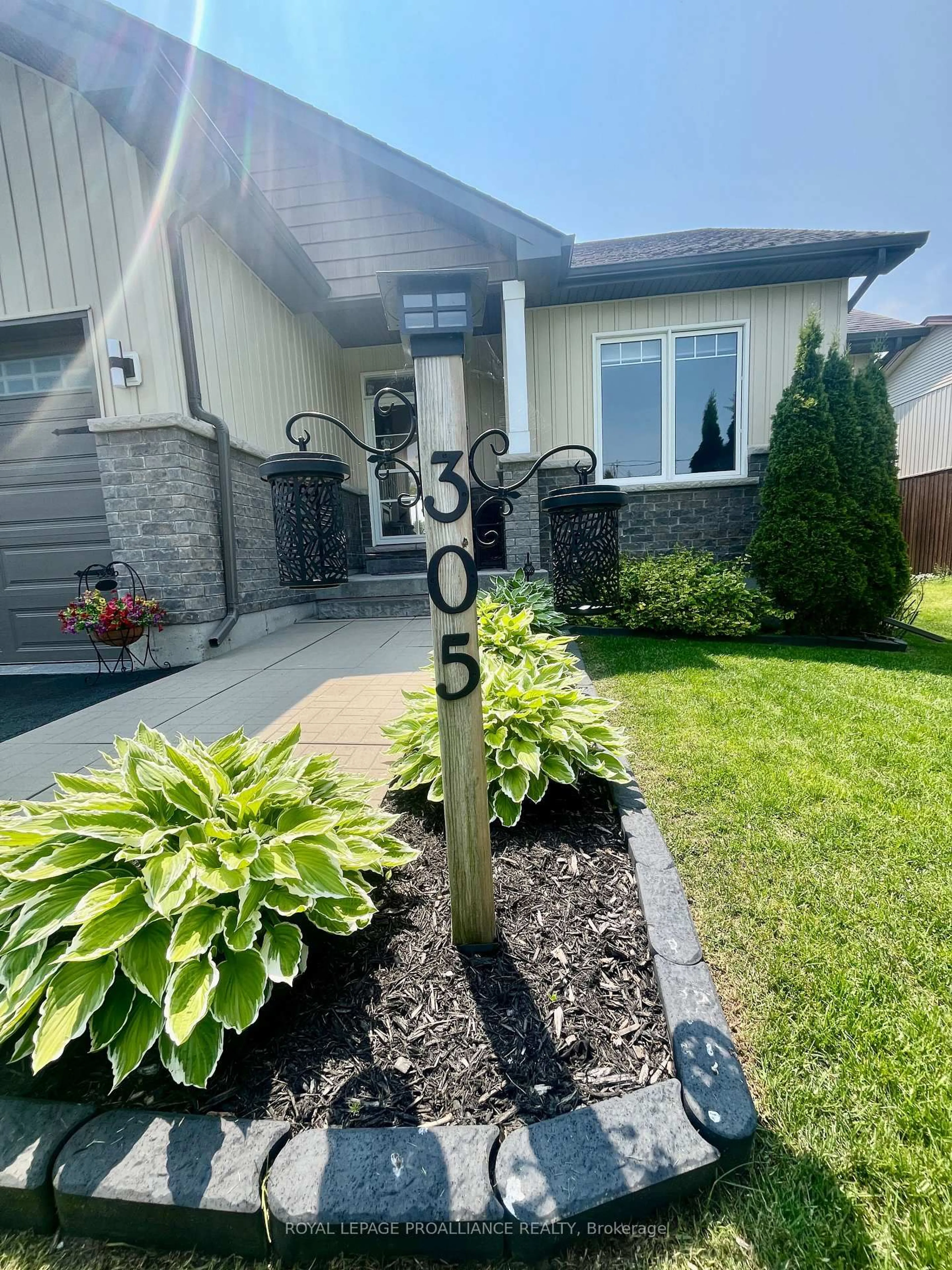 Unknown for 305 Raglan St, Brighton Ontario K0K 1H0