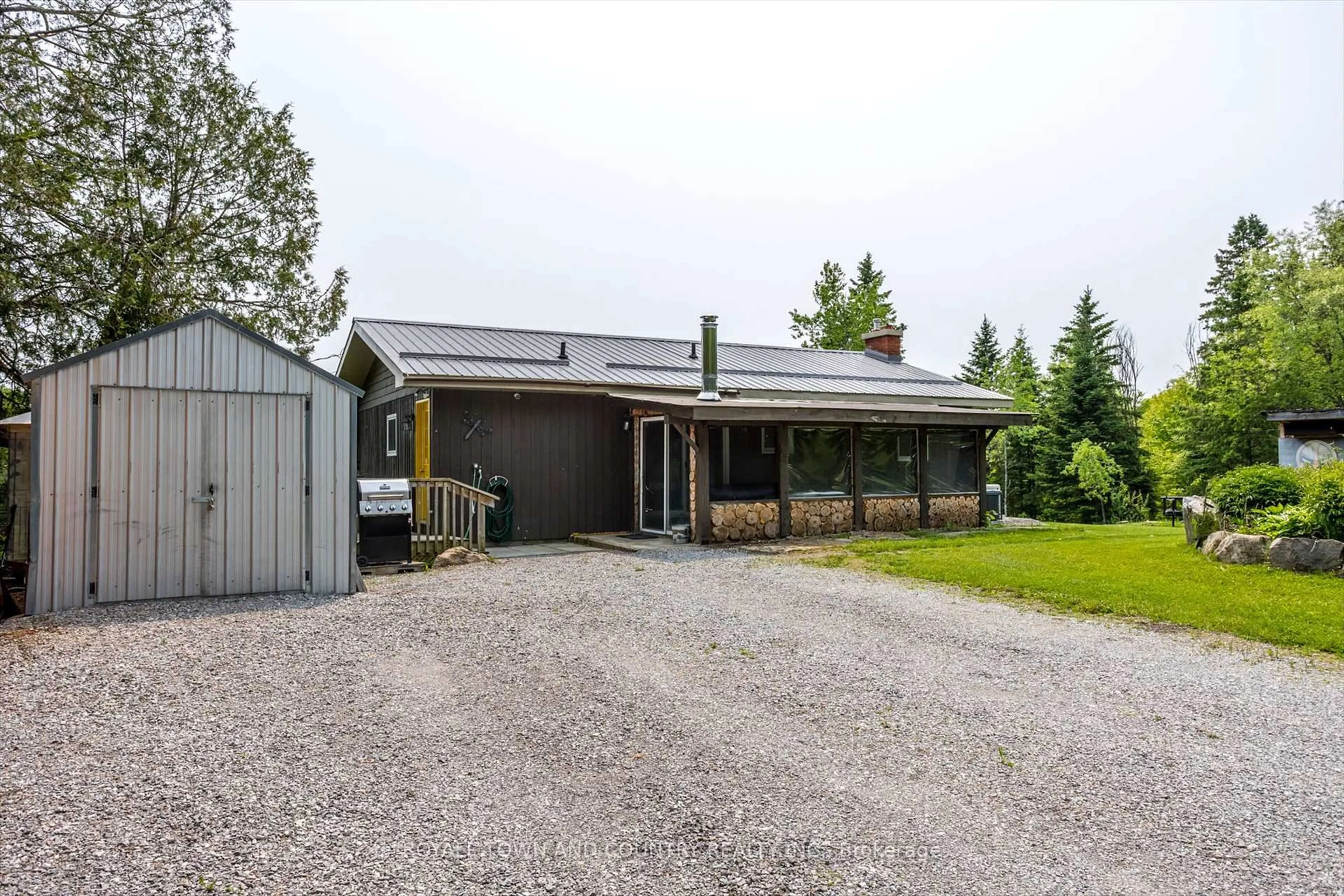Unknown for 1042 Tweed Dr, Highlands East Ontario K0M 1R0