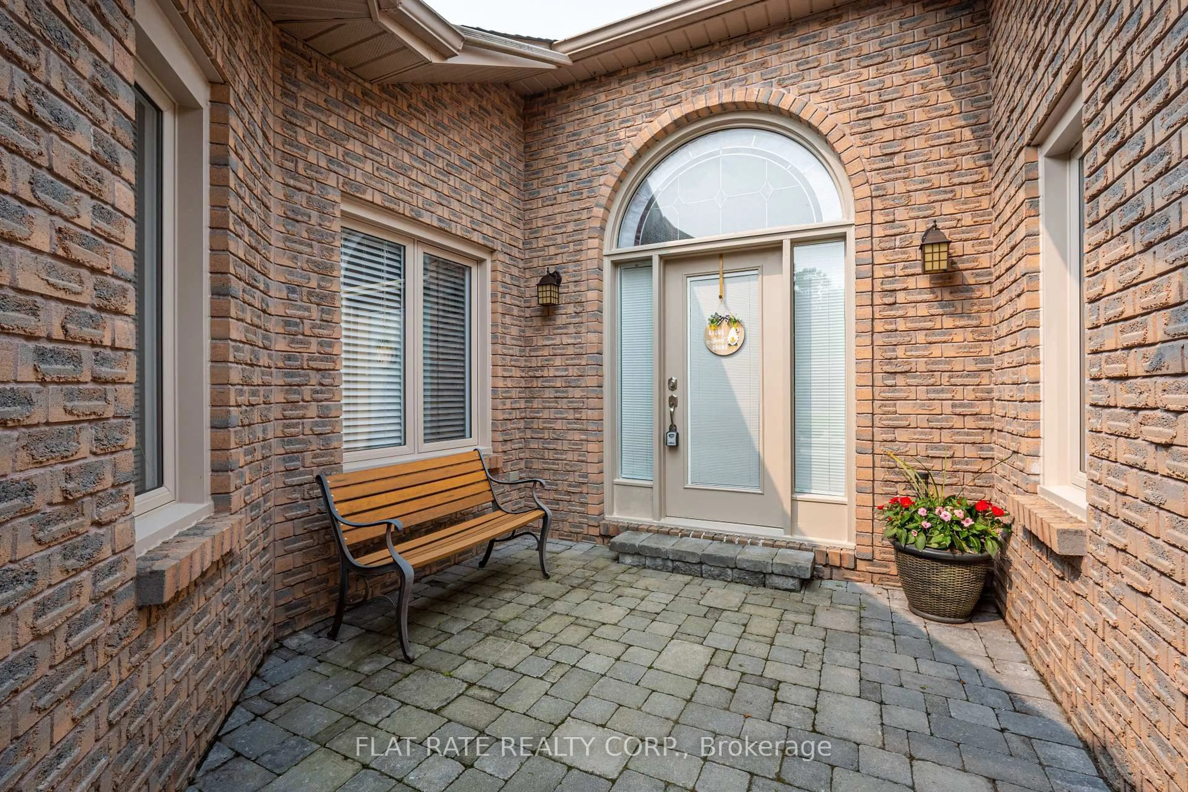Unknown for 10 HILLVIEW Dr, Kawartha Lakes Ontario K0M 1A0