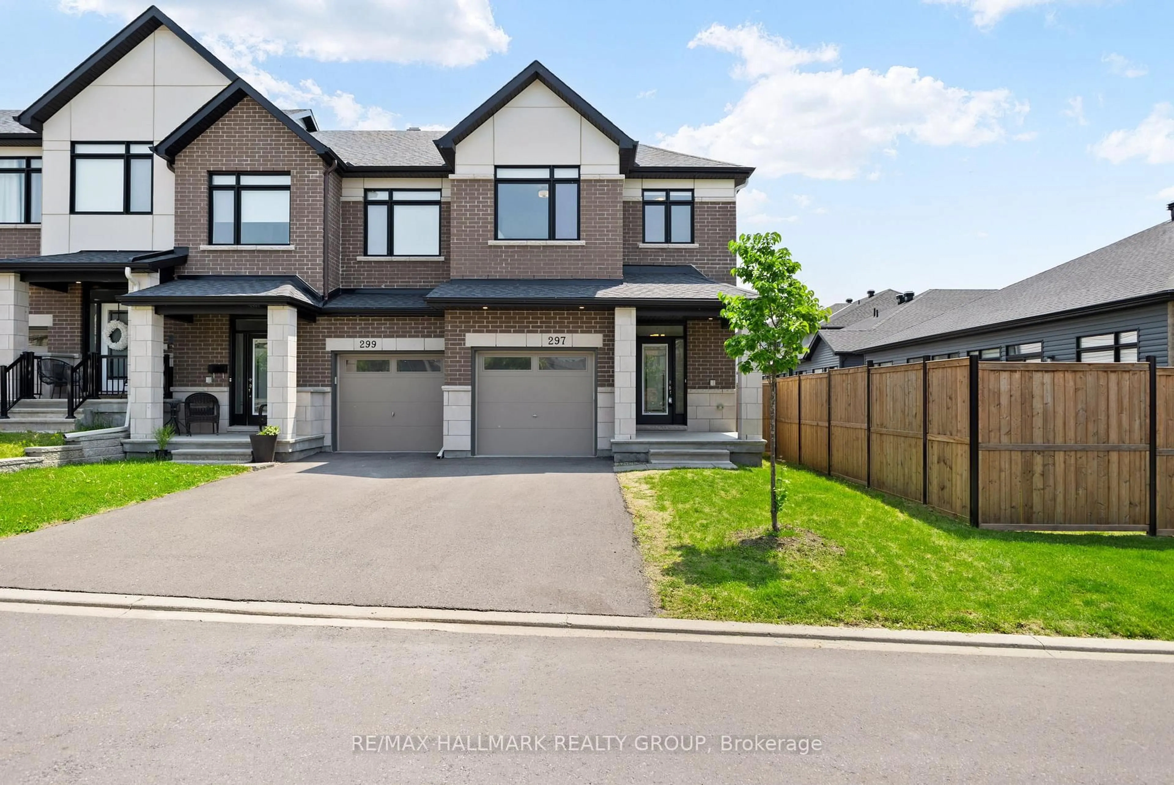 Unknown for 297 Broadridge Cres, Ottawa Ontario K1W 0H1
