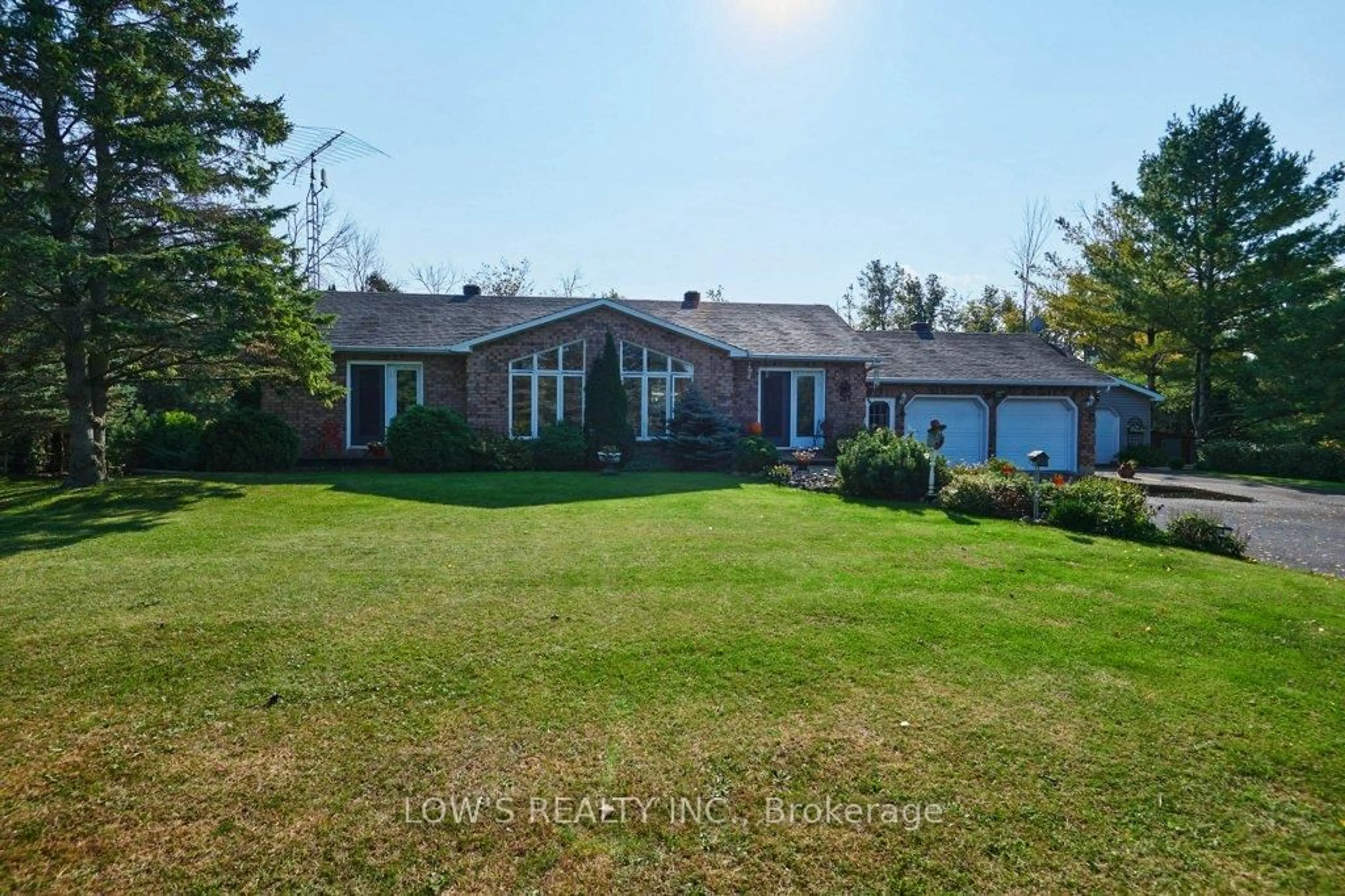 A pic from outside/outdoor area/front of a property/back of a property/a pic from drone, water/lake/river/ocean view for 17572 Island Rd, South Stormont Ontario K0C 1S0
