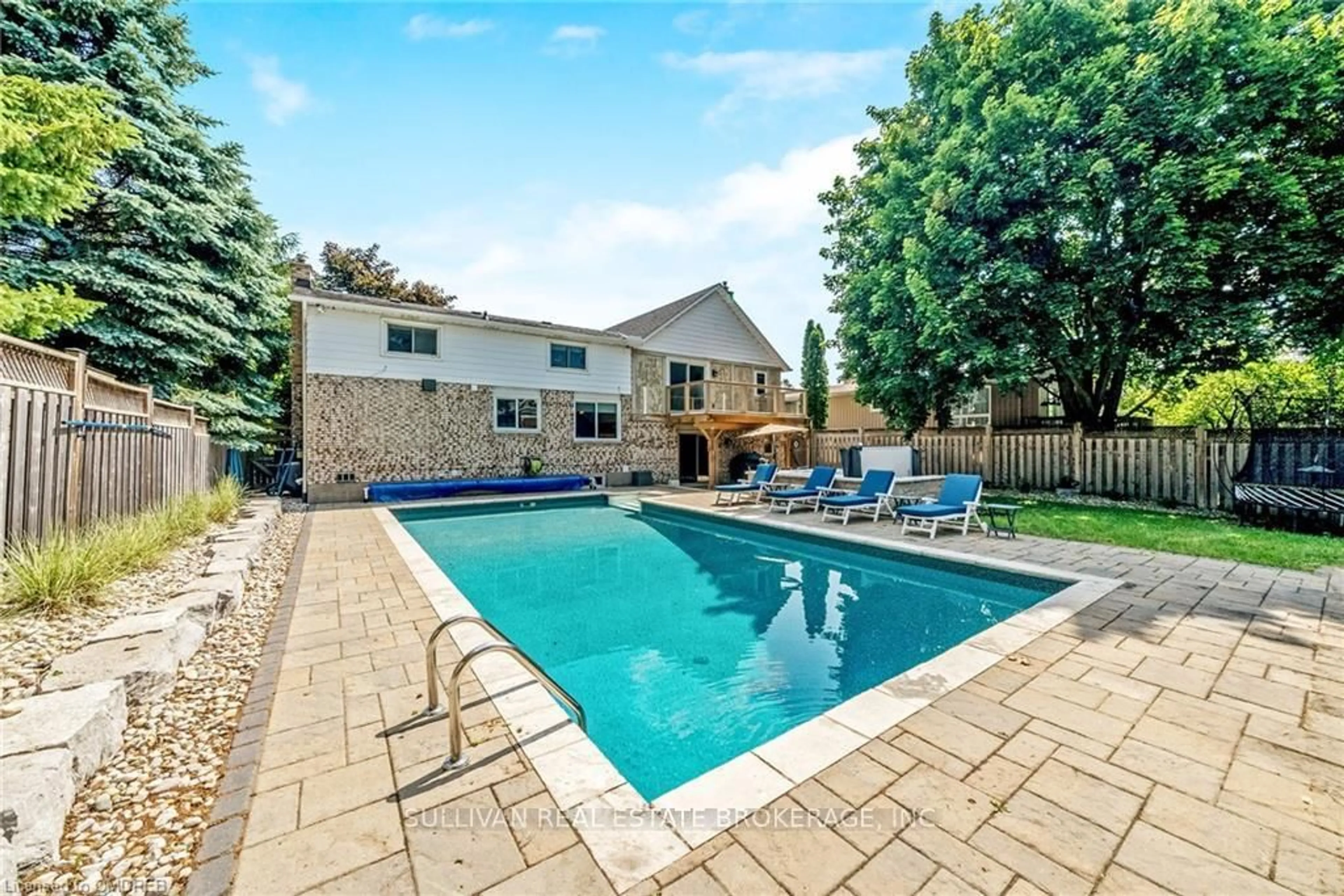 Pool for 192 Dimson Ave, Guelph Ontario N1G 3C6