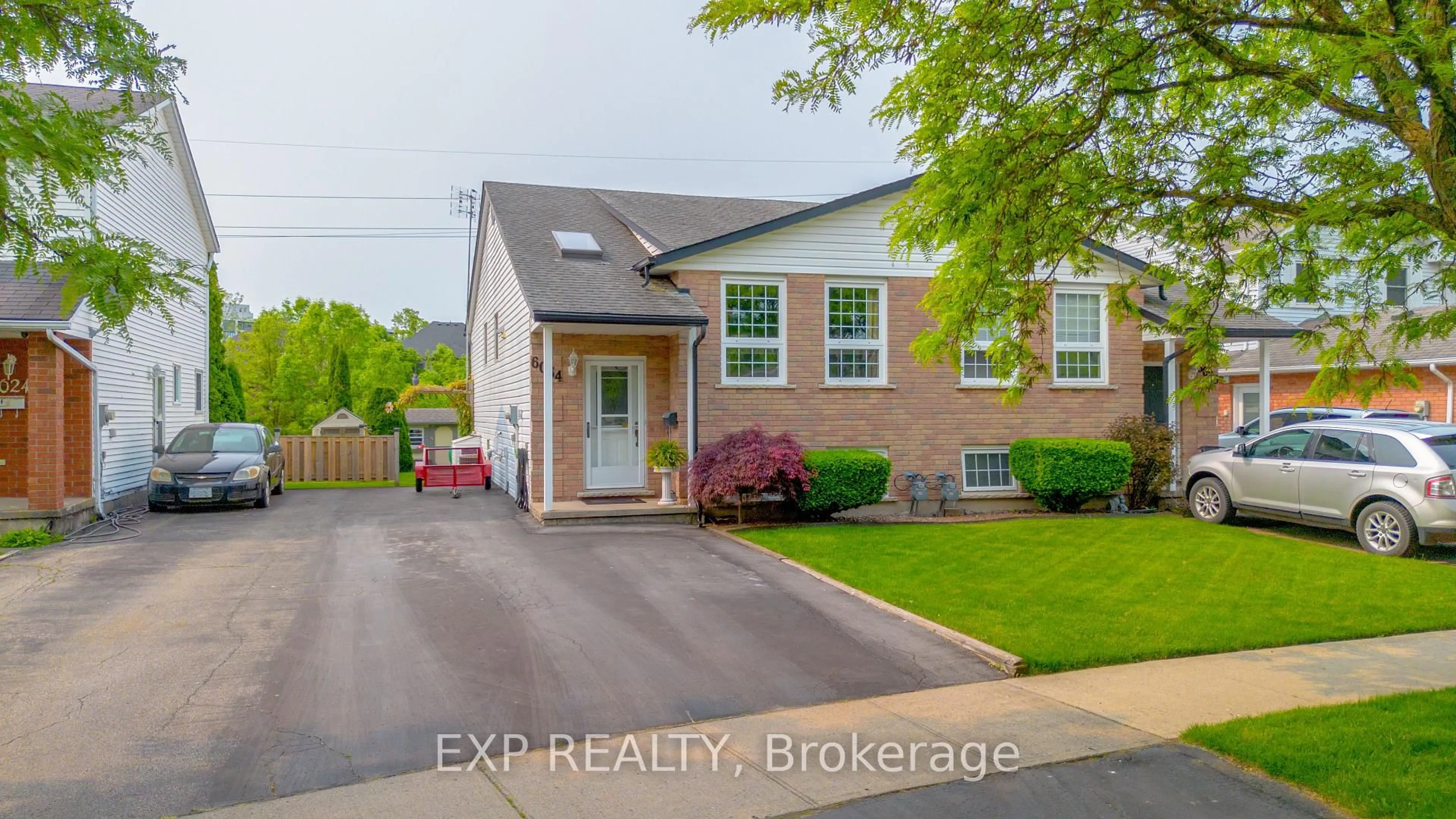 Unknown for 6034 Wildrose Cres, Niagara Falls Ontario L2G 7T2