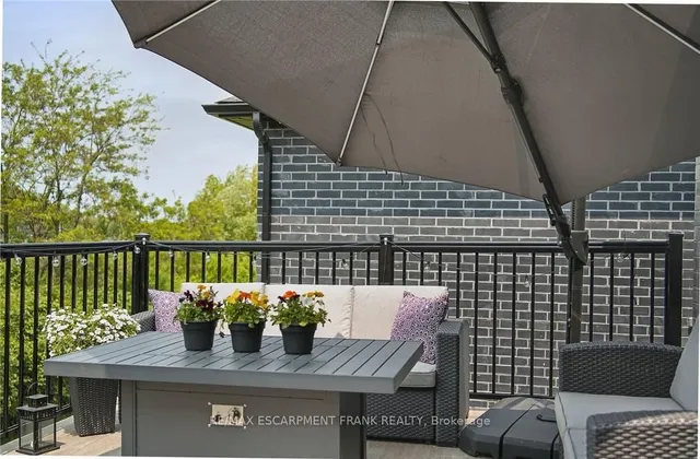 Additional property image - 391 KLEIN Circ