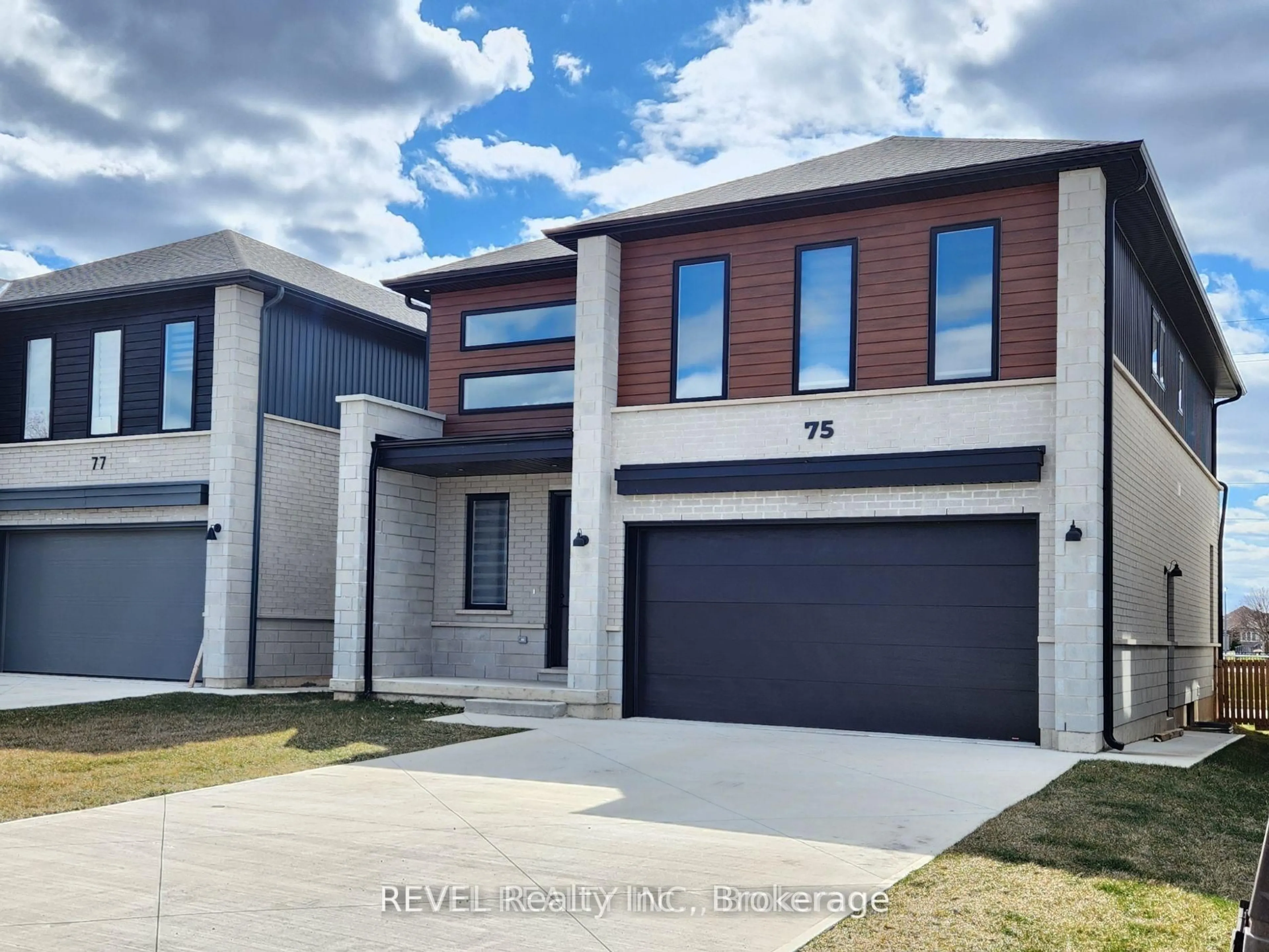 Home with brick exterior material, street for 75 Trailview Dr, Tillsonburg Ontario N4G 0K1