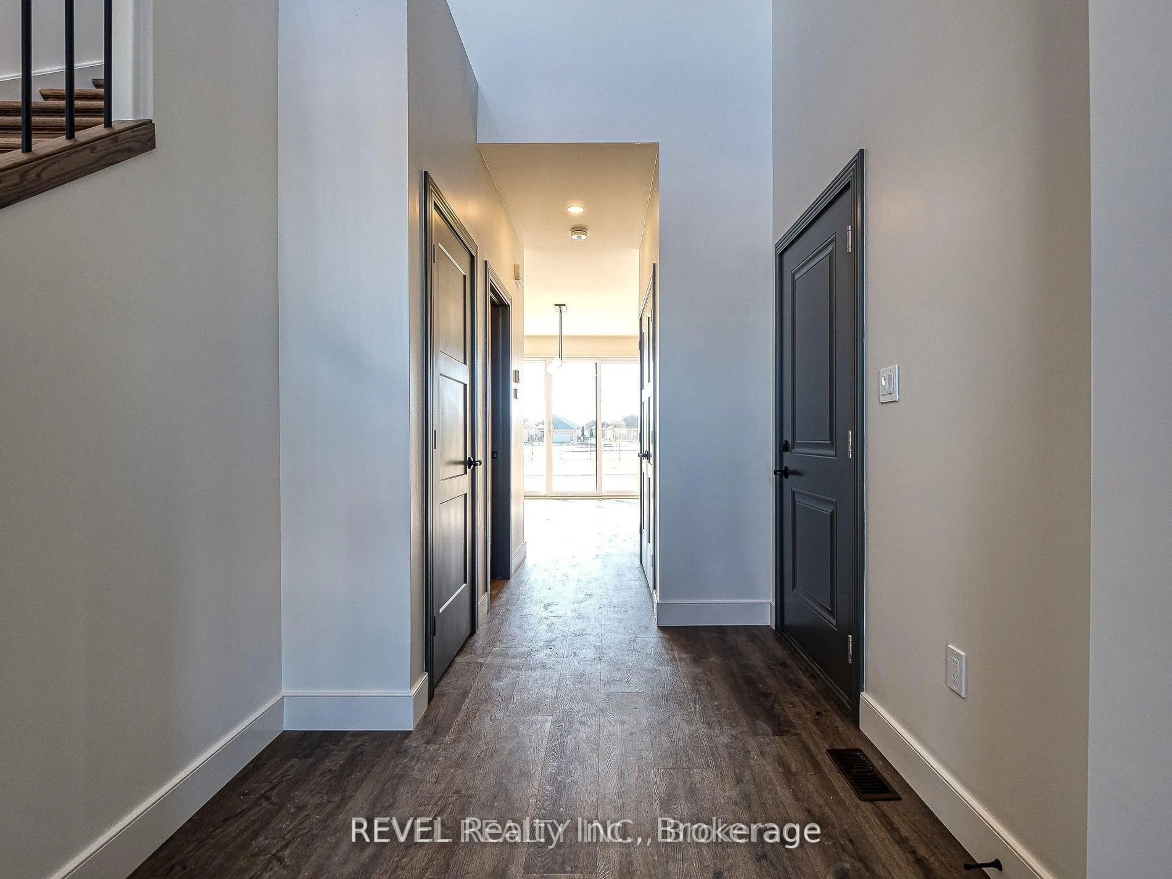 Indoor entryway for 75 Trailview Dr, Tillsonburg Ontario N4G 0K1