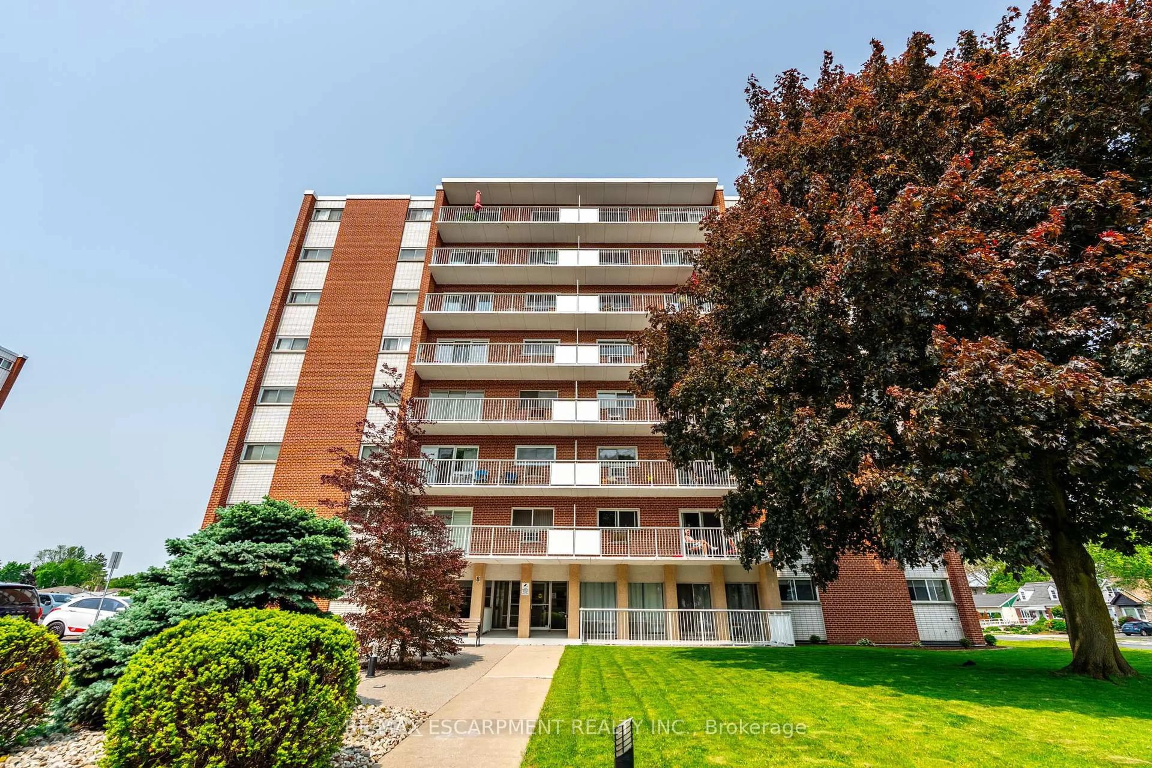 Unknown for 8 Woodman Dr #708, Hamilton Ontario L8K 4C9
