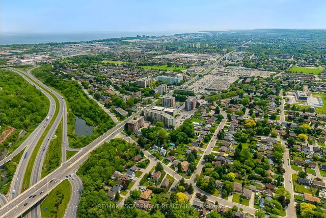 Additional property image - 8 Woodman Dr Unit 708