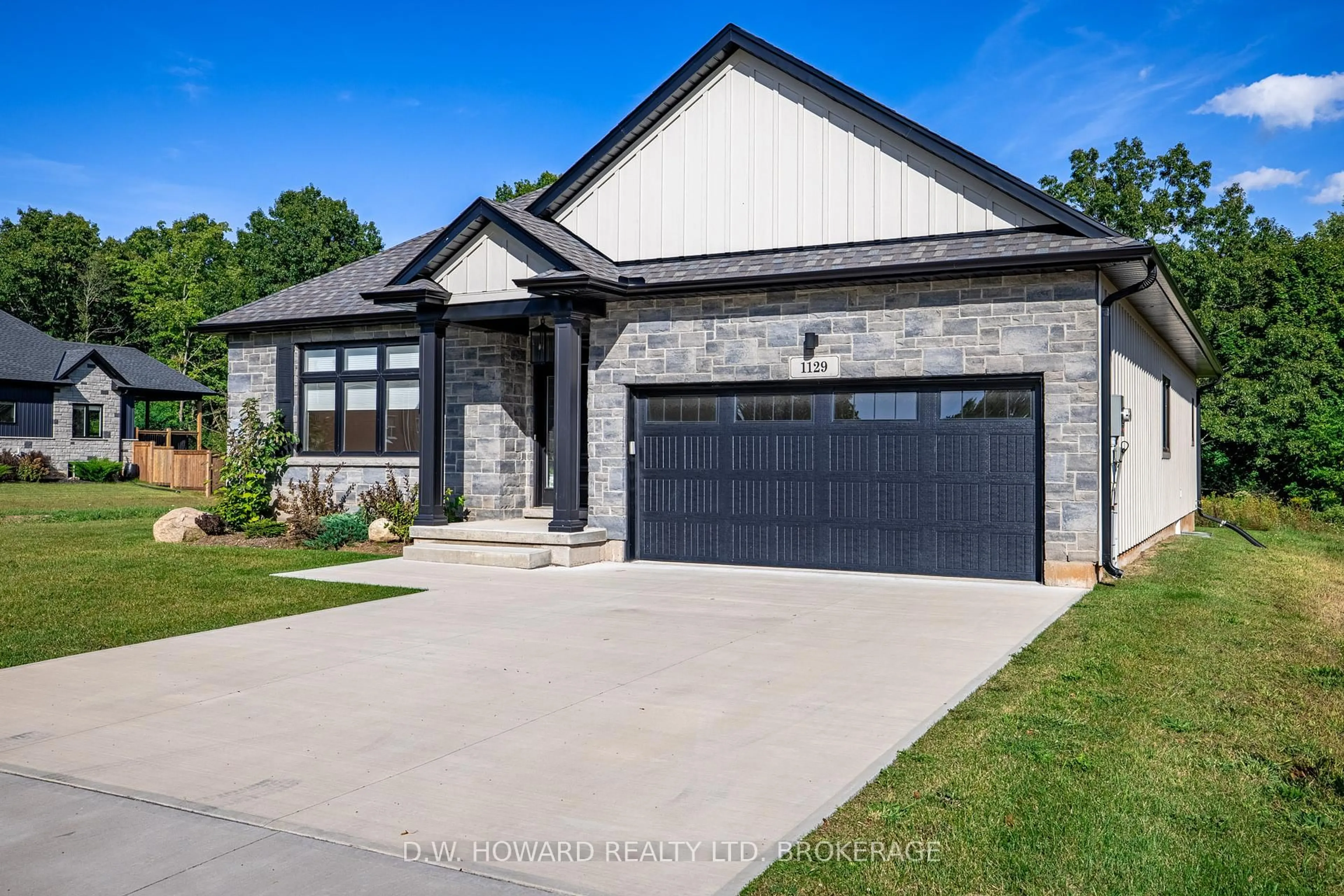 Home with brick exterior material, street for 1129 Balfour St, Pelham Ontario L0S 1C0