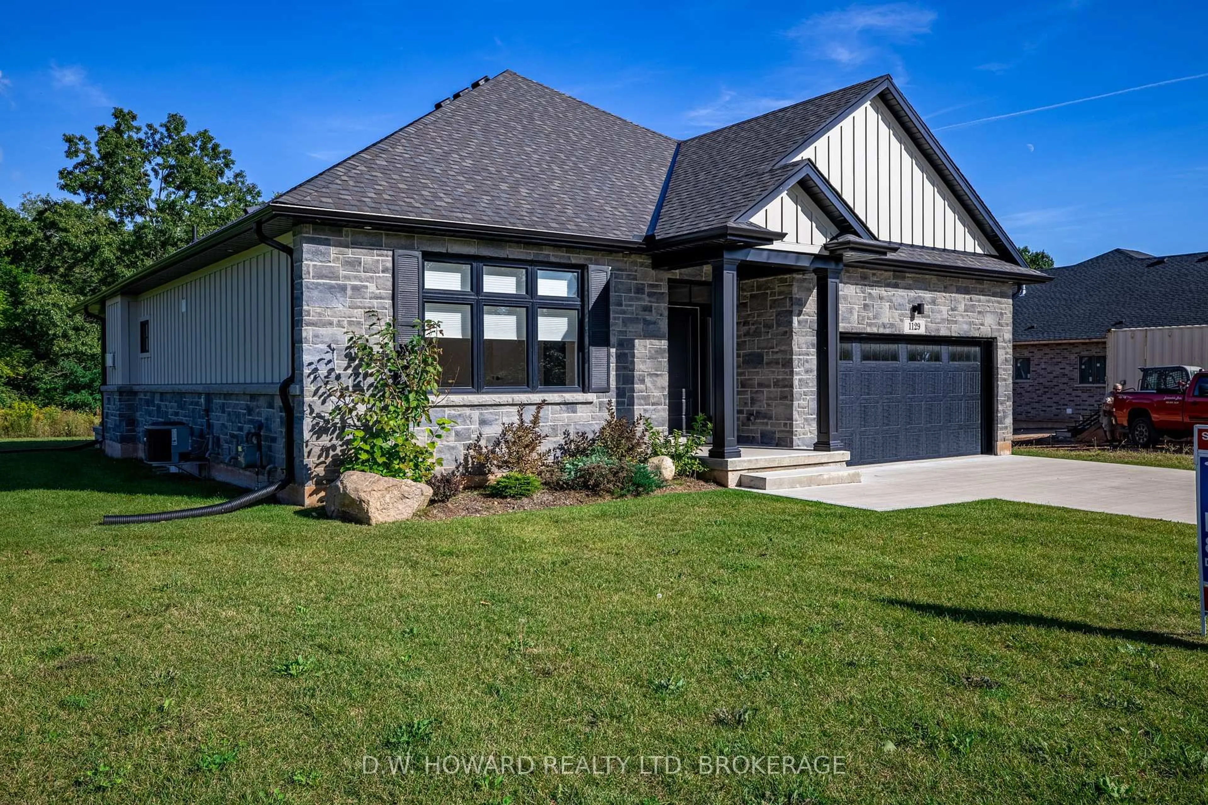 Home with brick exterior material, street for 1129 Balfour St, Pelham Ontario L0S 1C0